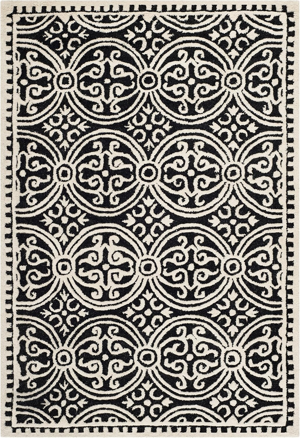 SAFAVIEH Cambridge Collection Accent Rug - 2'6" x 4', Black & Ivory, Handmade Moroccan Wool, Ideal for High Traffic Areas in Entryway, Living Room, Bedroom (CAM123E)