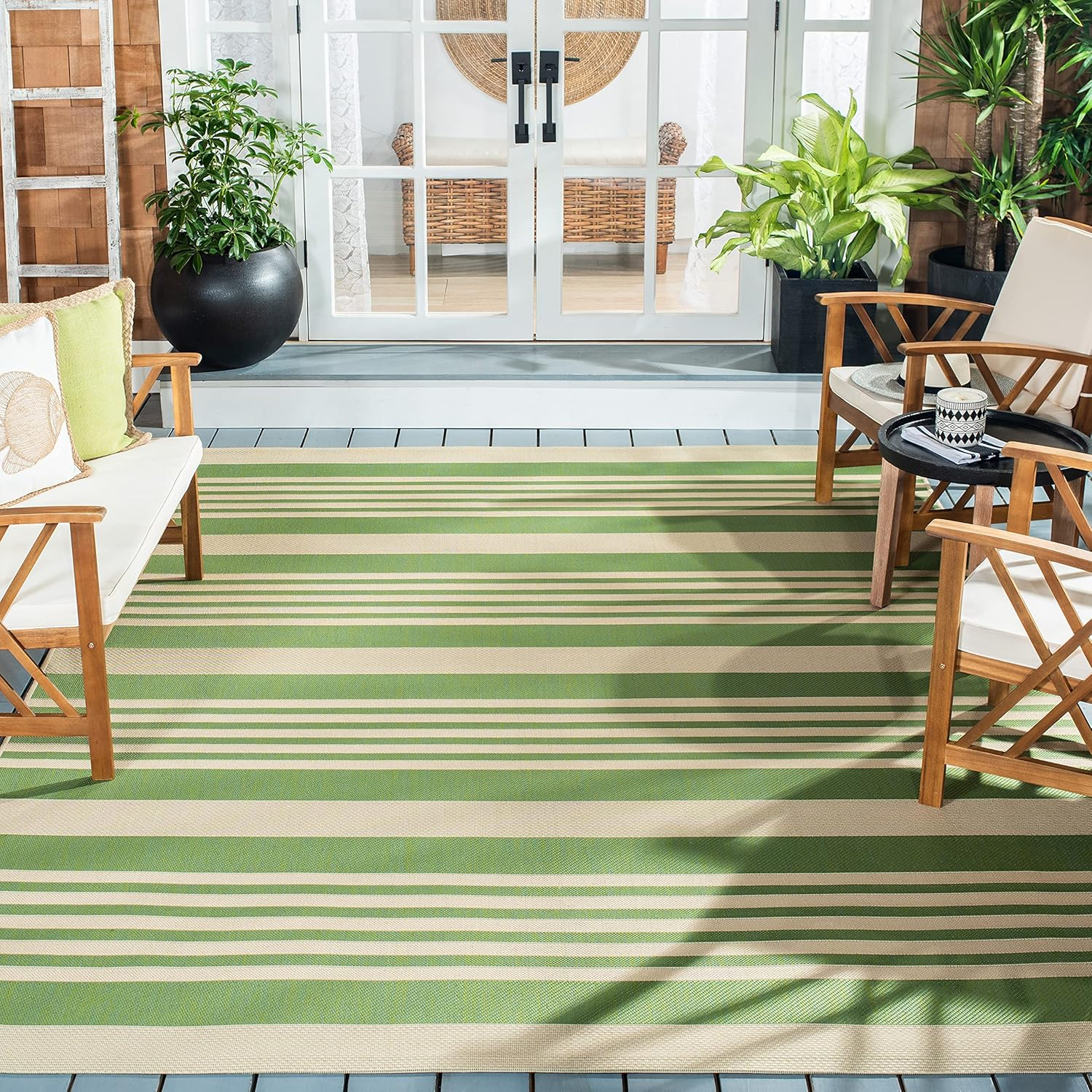 SAFAVIEH Courtyard Caroline Striped Indoor/Outdoor Area Rug, 7'10" x 7'10" Square, Green/Beige