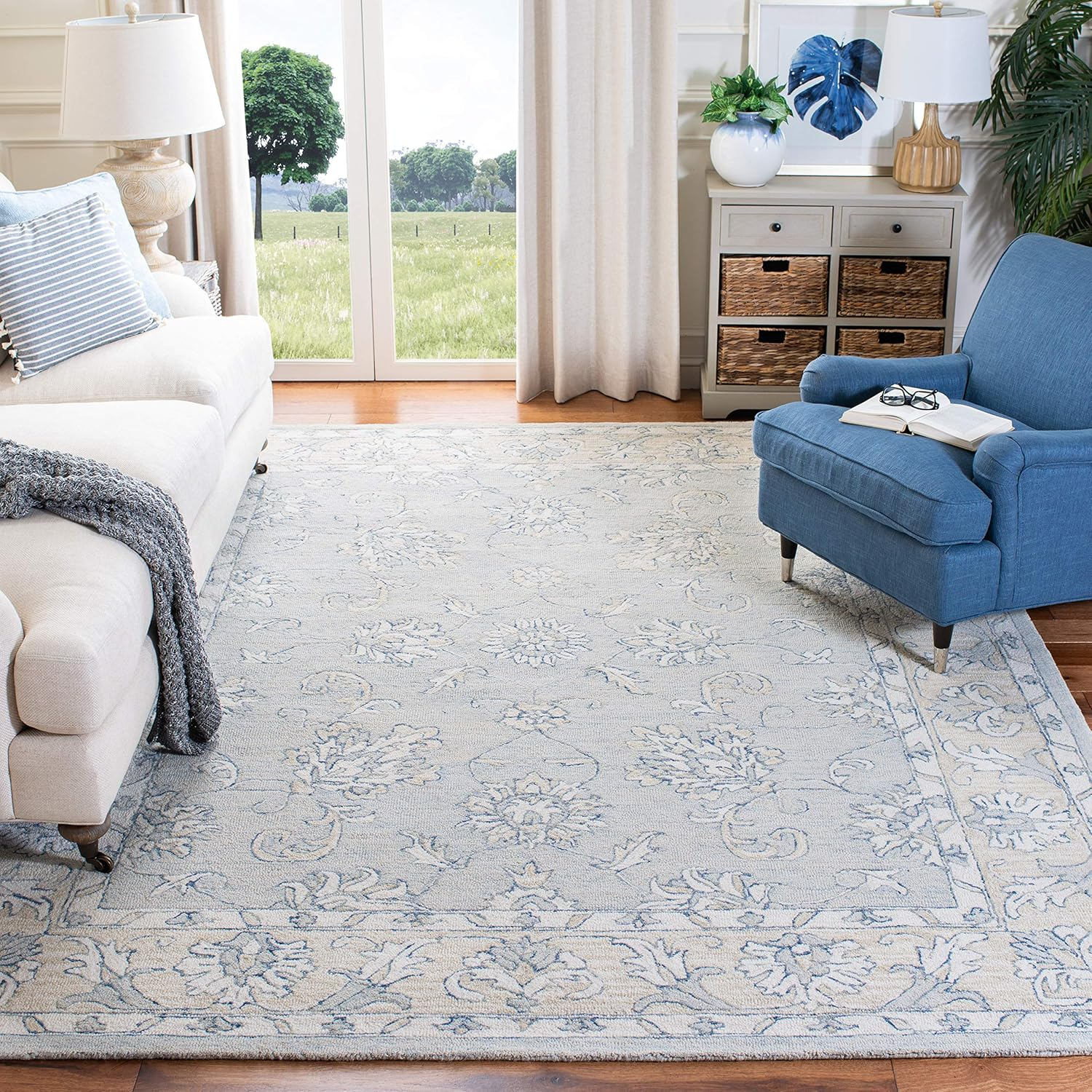 SAFAVIEH Micro-Loop Calista Oriental Area Rug, Blue/Beige, 7' x 7' Square