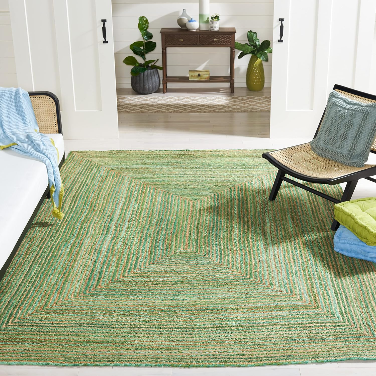 Boho-Chic Blue and Natural 6' x 9' Handwoven Jute Rug