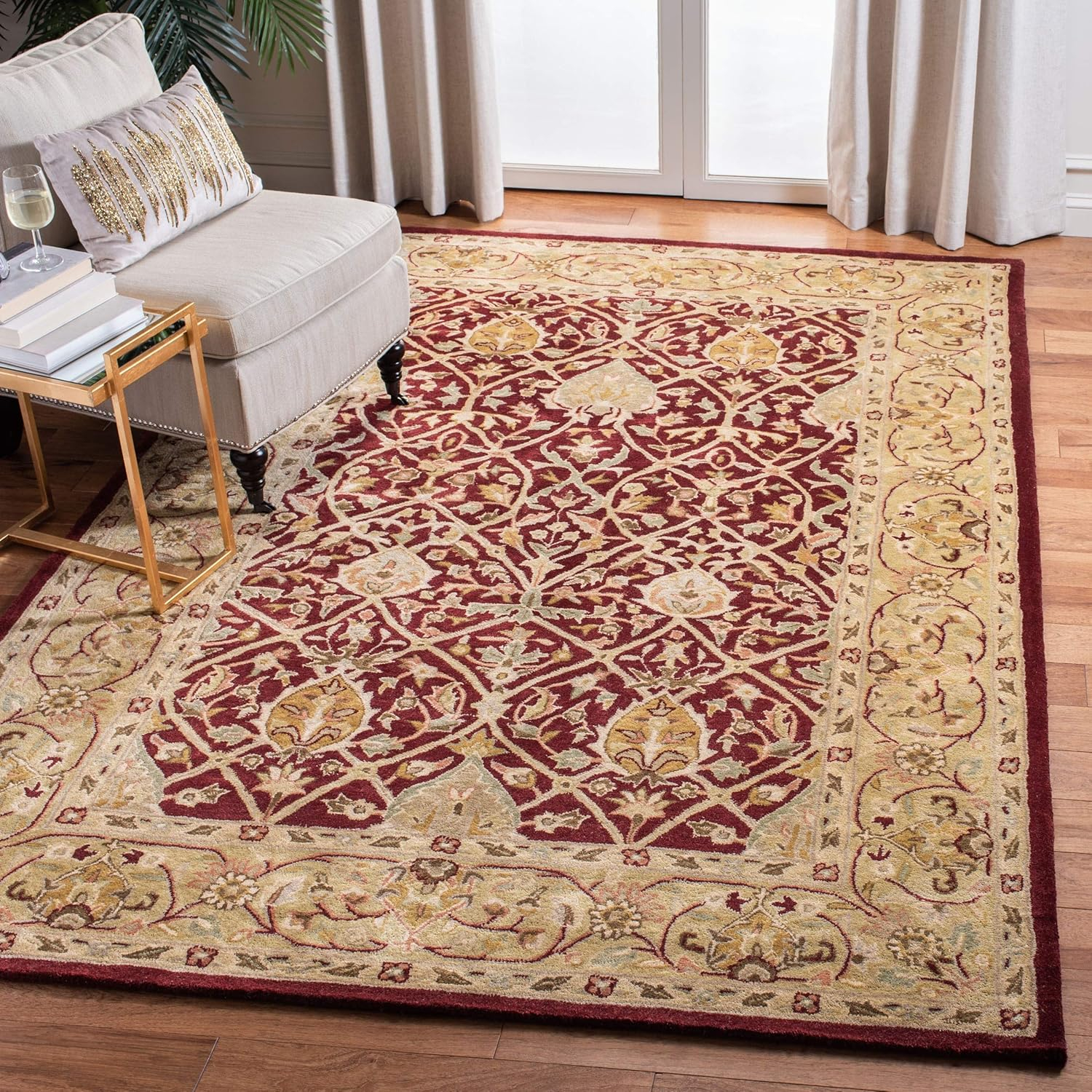 SAFAVIEH Persian Legend Adrian Floral Bordered Wool Area Rug, Red/Gold, 6' x 6' Square