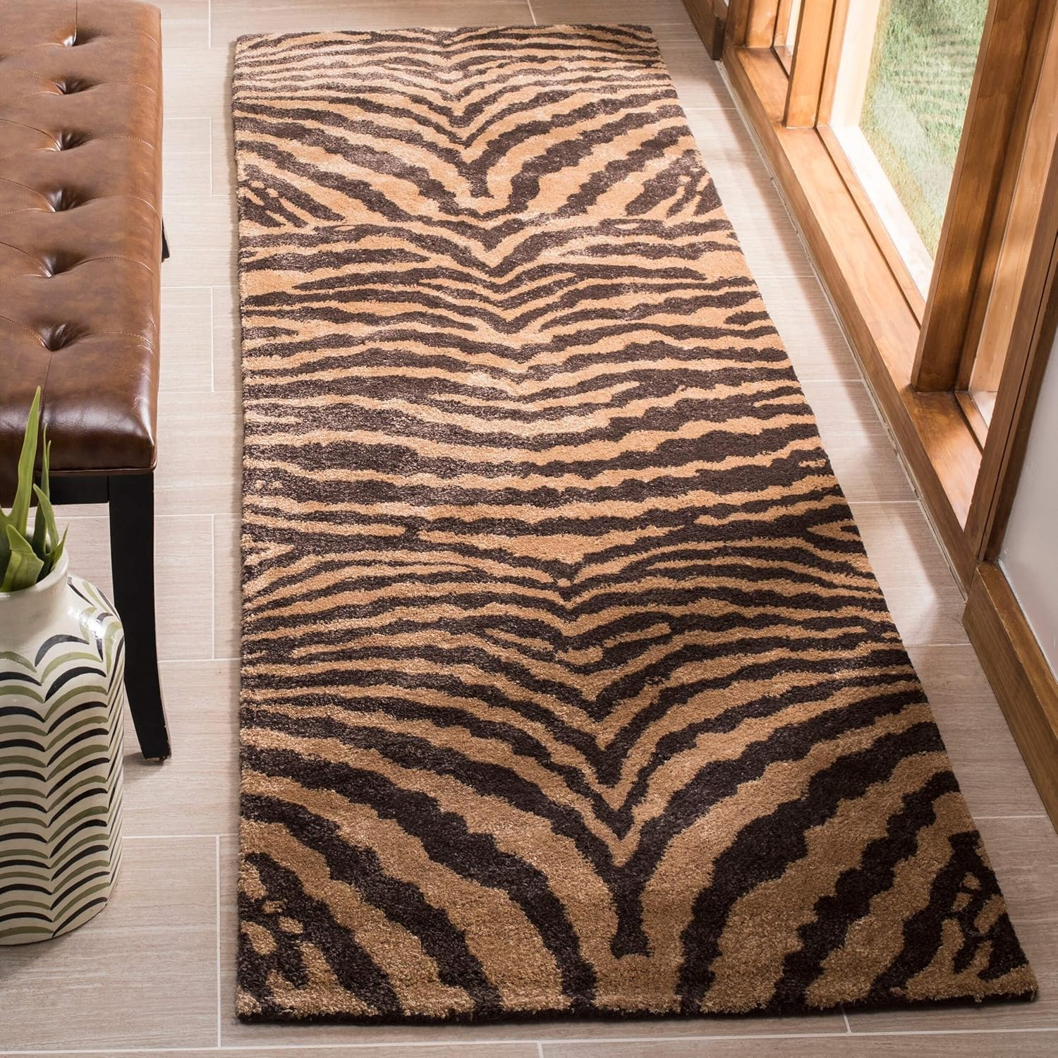 SAFAVIEH Soho Eglantine Animal Striped Wool Runner Rug, Brown/Gold, 2'6" x 12'
