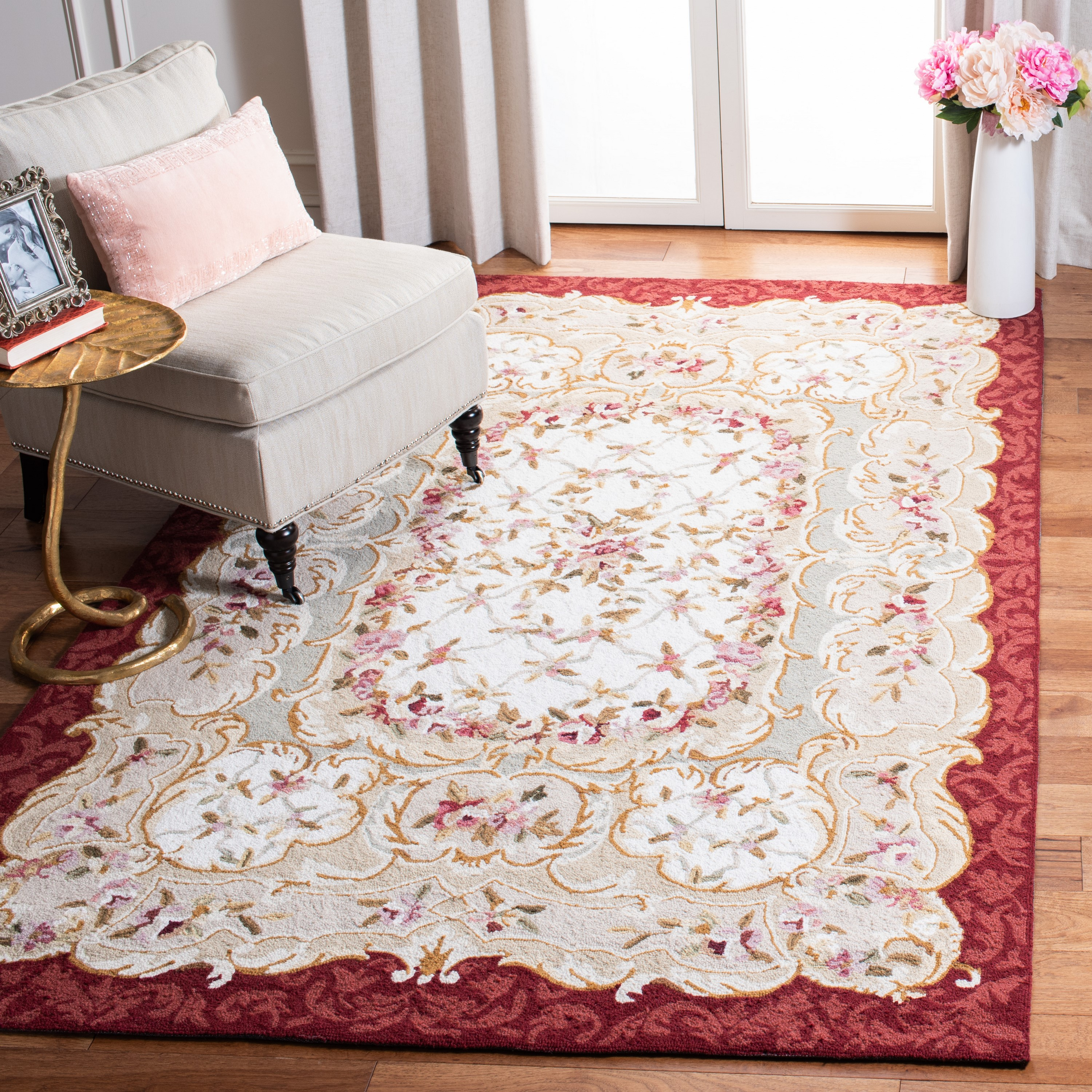 SAFAVIEH Chelsea Collection Runner Rug - 2'6" x 8', Ivory & Burgundy, Hand-Hooked French Country Wool, Ideal for High Traffic Areas in Living Room, Bedroom (HK73A)