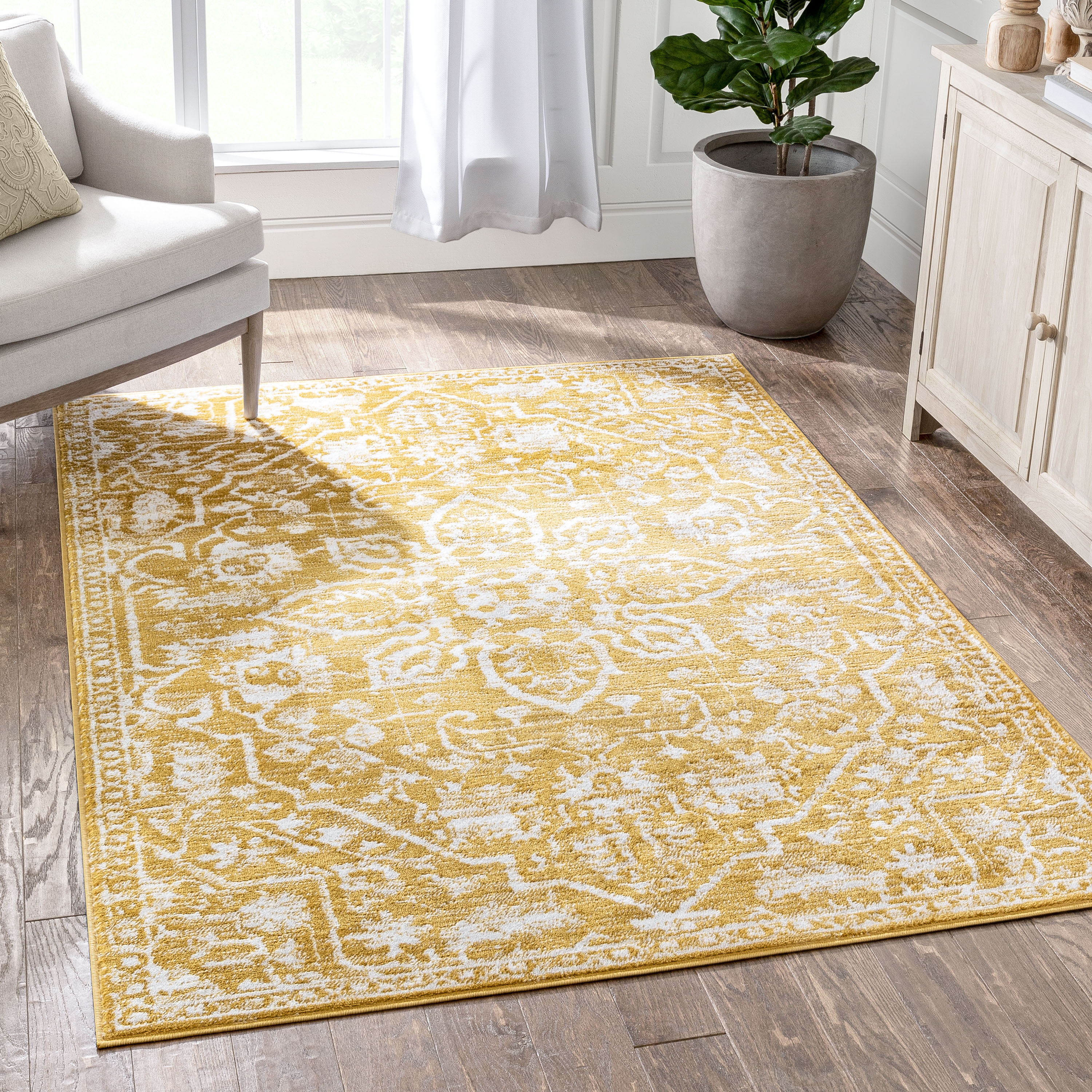 Well Woven Della Gold Vintage Medallion Pattern 3x5 (3'11" x 5'3") Runner Rug