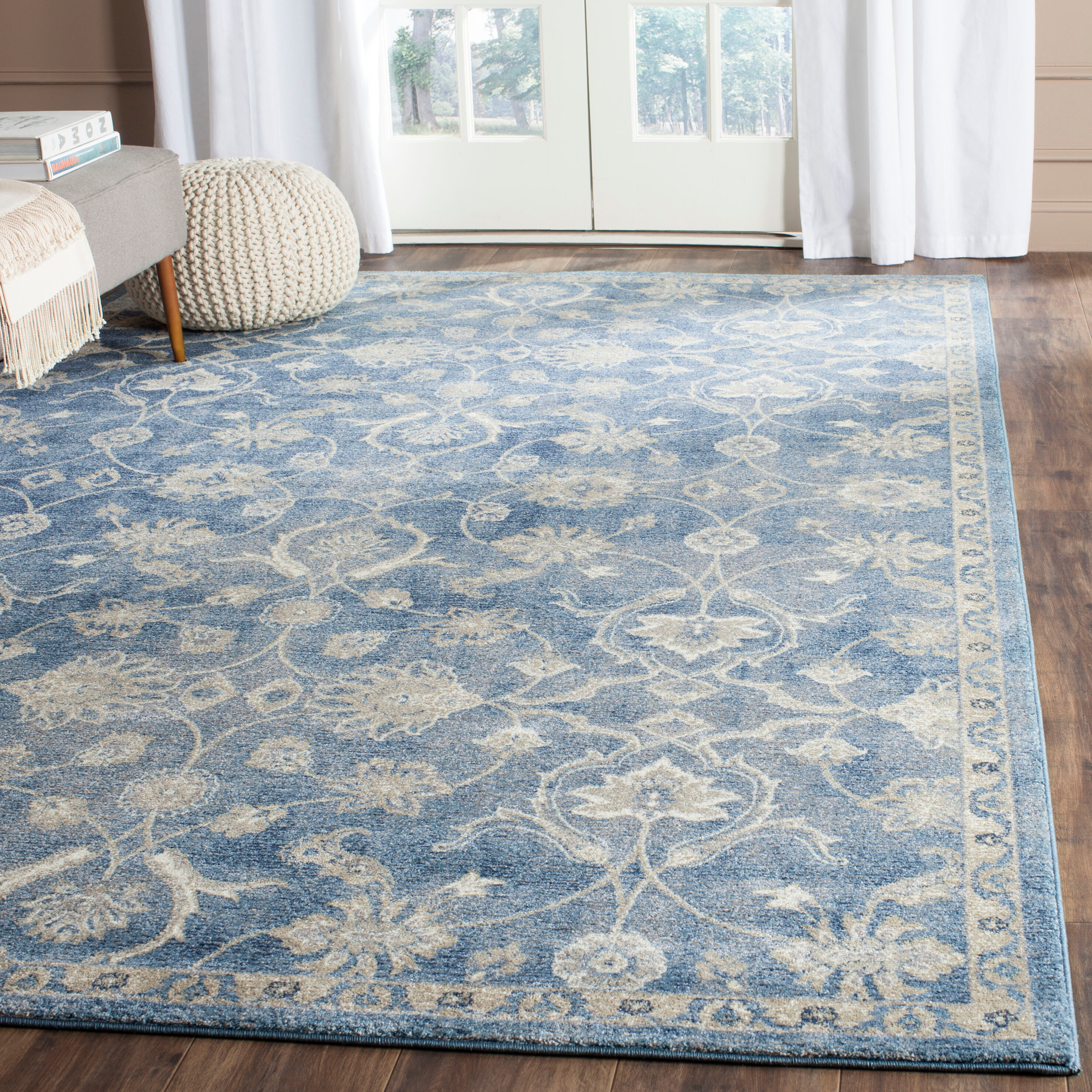 Sofia SOF386 Power Loomed Indoor Accent Rug - Blue/Beige - 3'x5' - Safavieh.