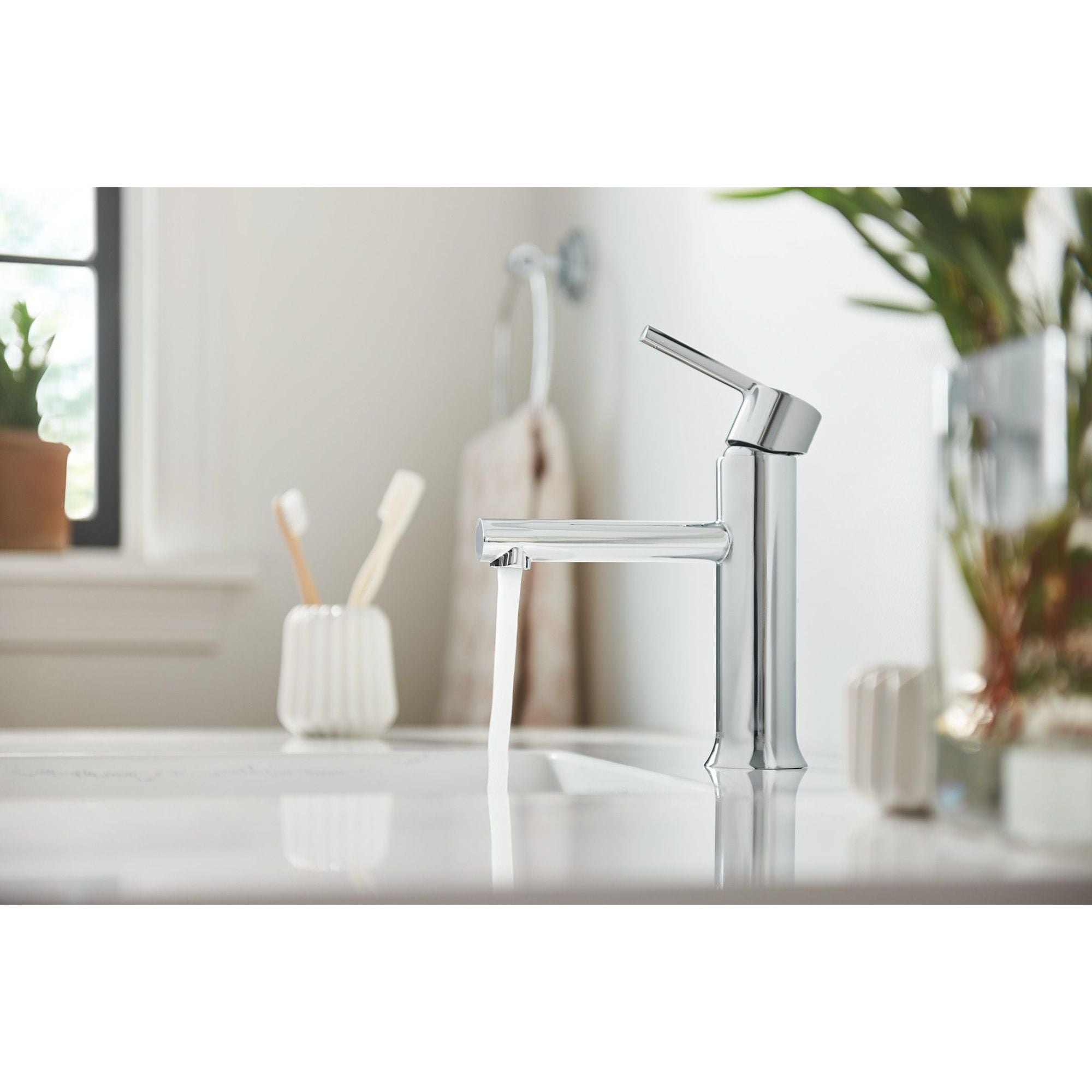 Moen Arlys Chrome Single-Handle Bathroom Sink Faucet 4 in.