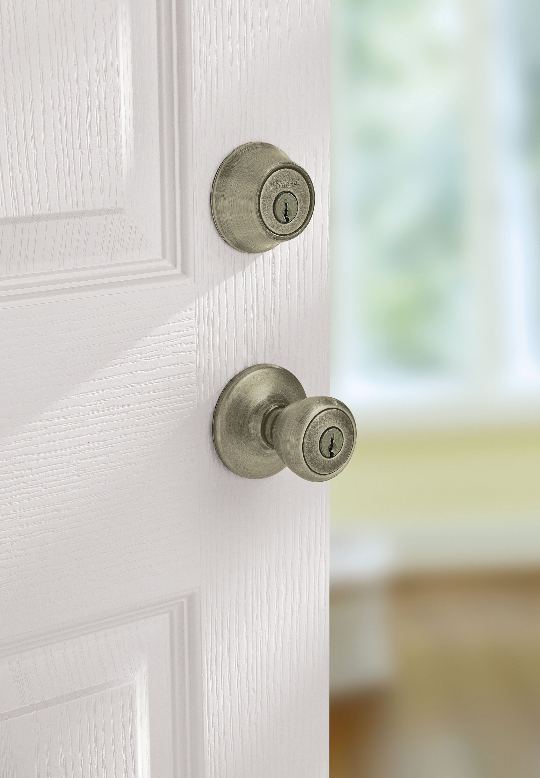 Tylo Antique Brass Exterior Entry Door Knob and Double Cylinder Deadbolt Combo Pack