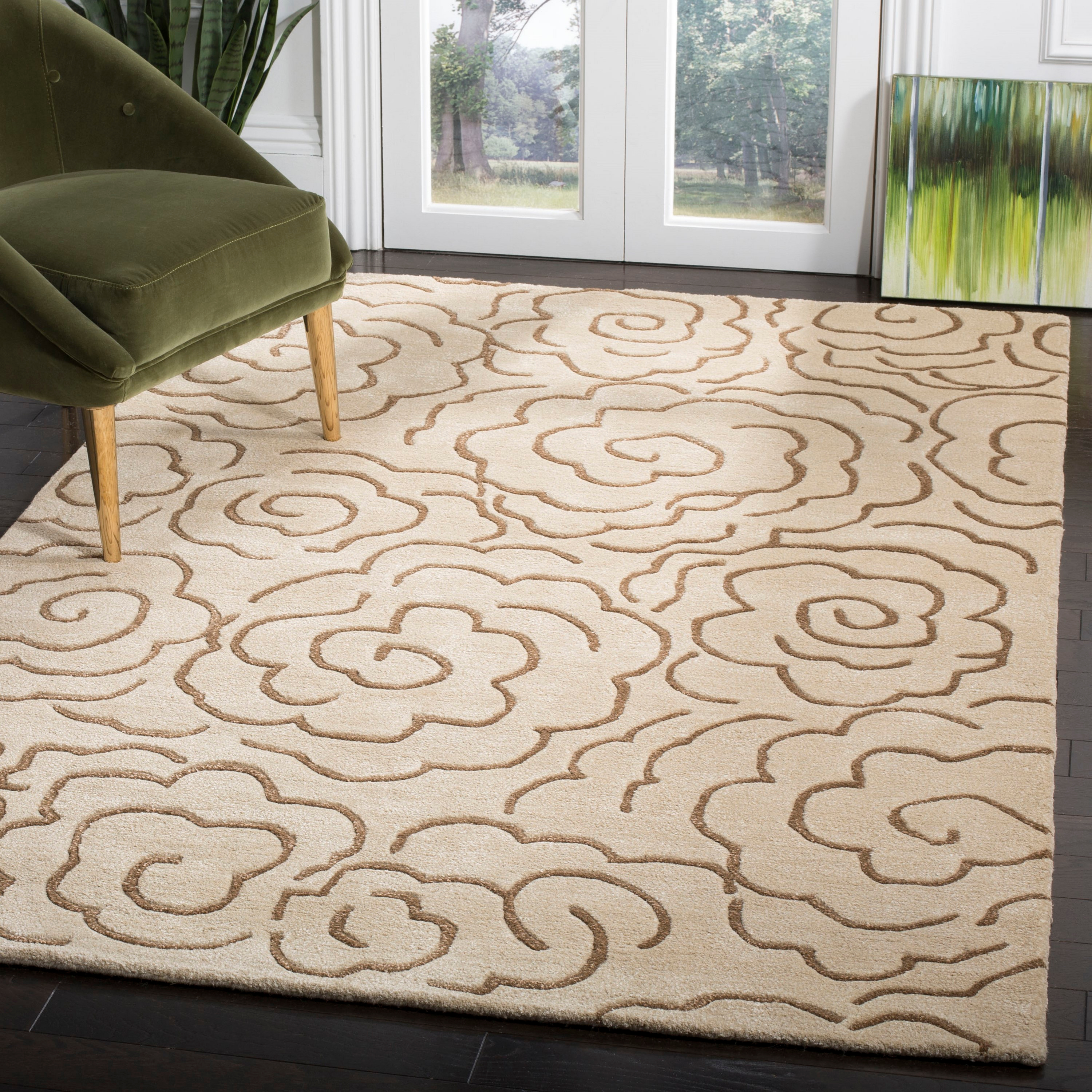 SAFAVIEH Soho Trinity Floral Wool Area Rug, Beige/Multi, 2' x 3'