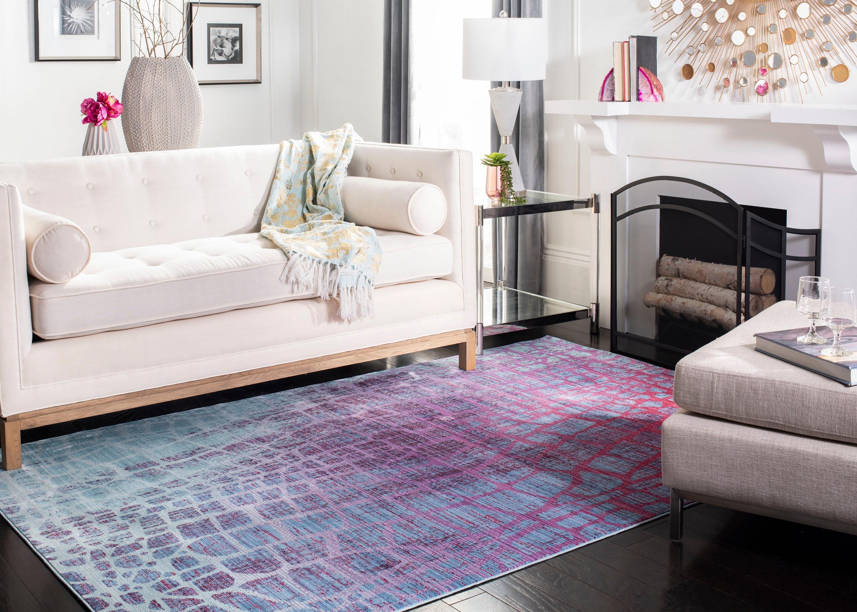 SAFAVIEH Valencia Nurten Abstract Polyester Area Rug, Blue/Fuchsia, 4' x 6'