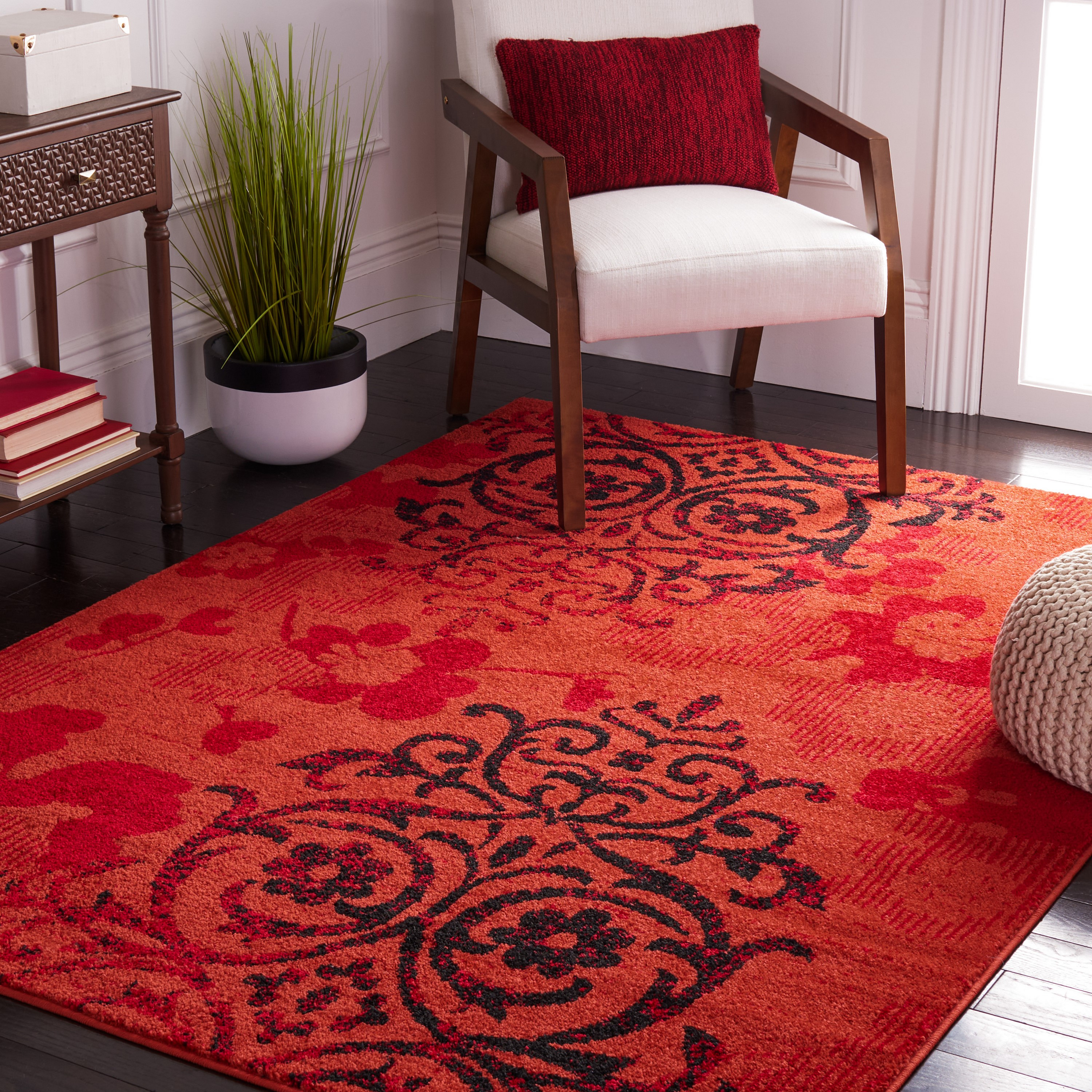 SAFAVIEH Adirondack Hortense Floral Area Rug, Red/Black, 4'5" x 6'5"