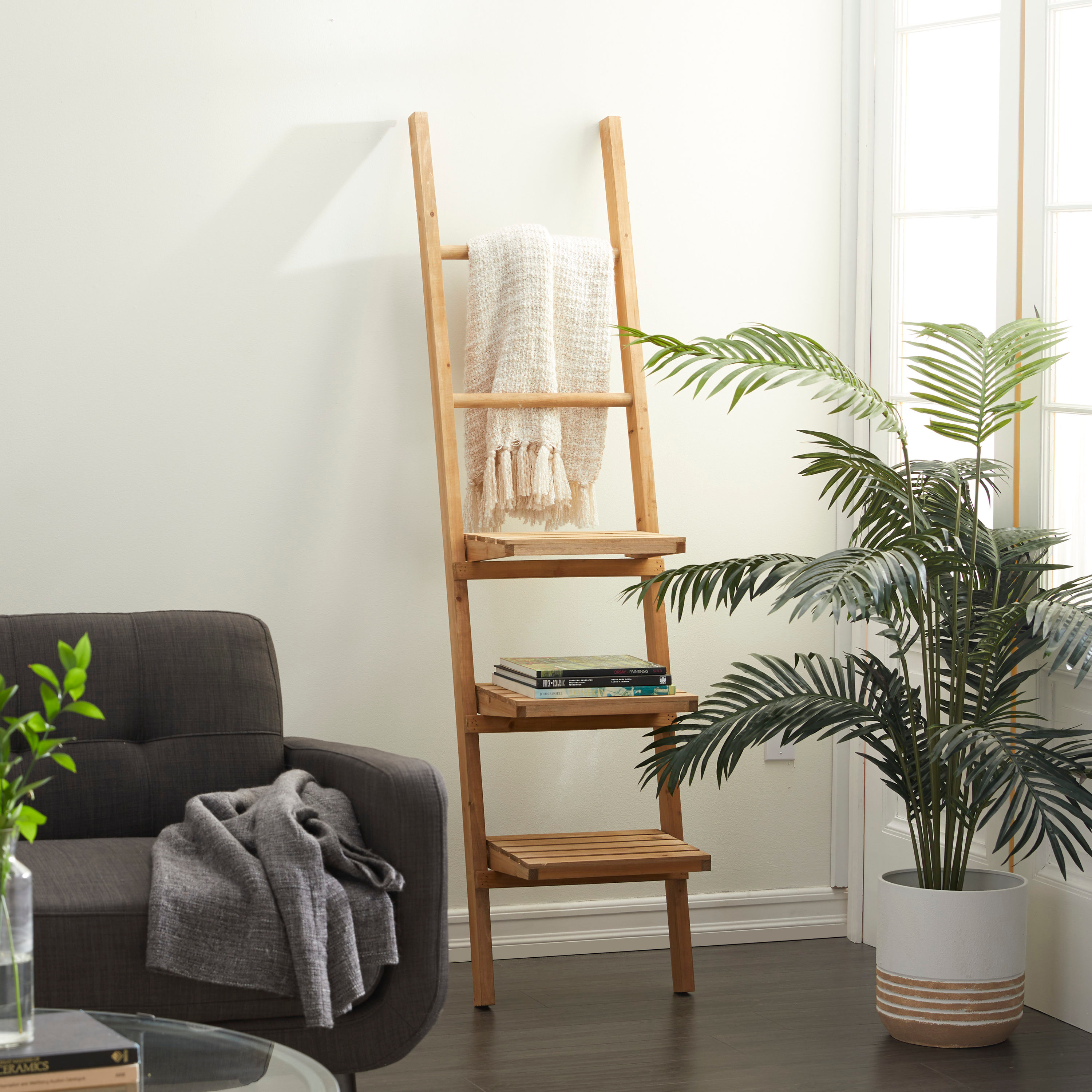 DecMode 18" x 11" 5-Tier Brown Wall Shelf