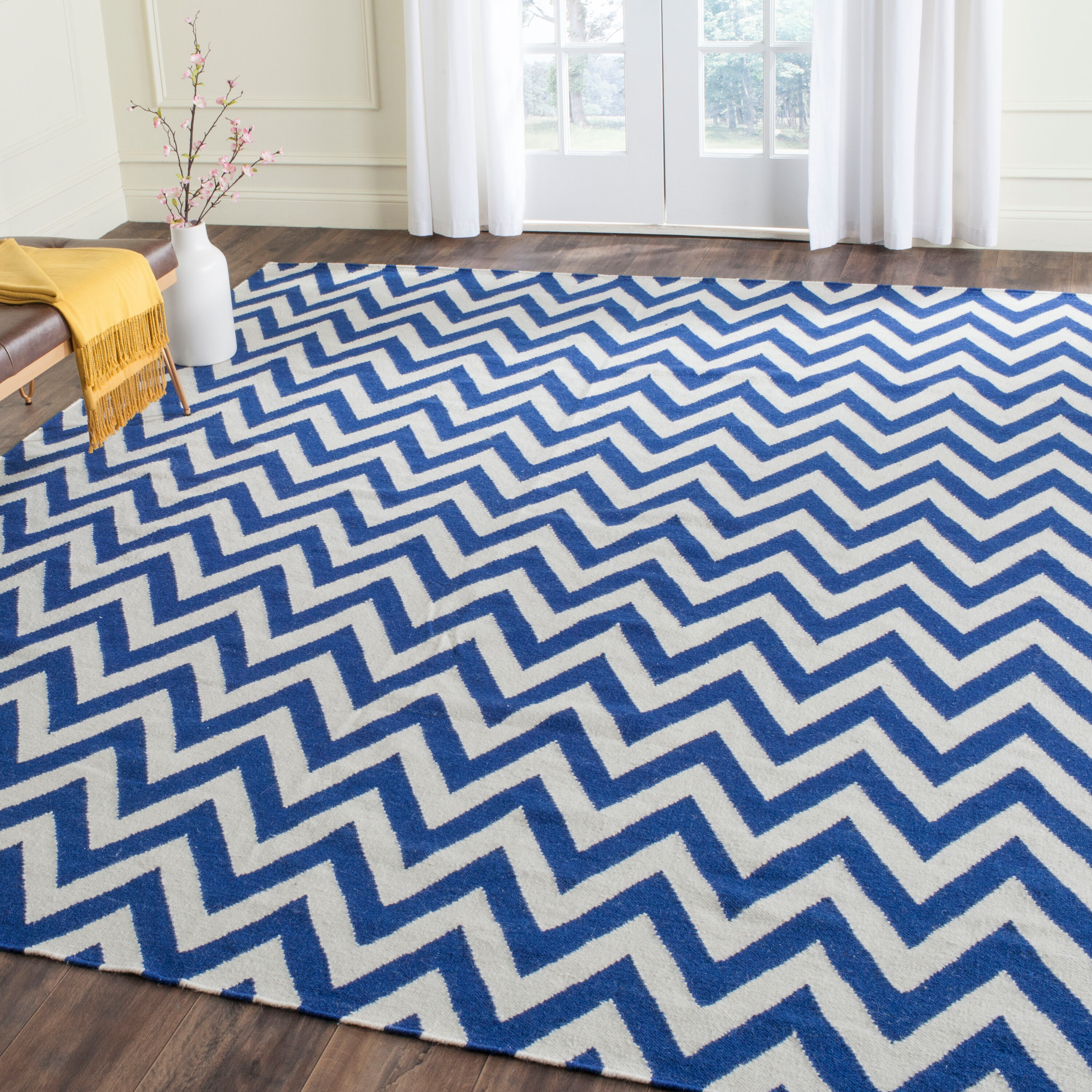 SAFAVIEH Dhurries Bentley Geometric Area Rug, Dark Blue/Ivory, 9' x 12'