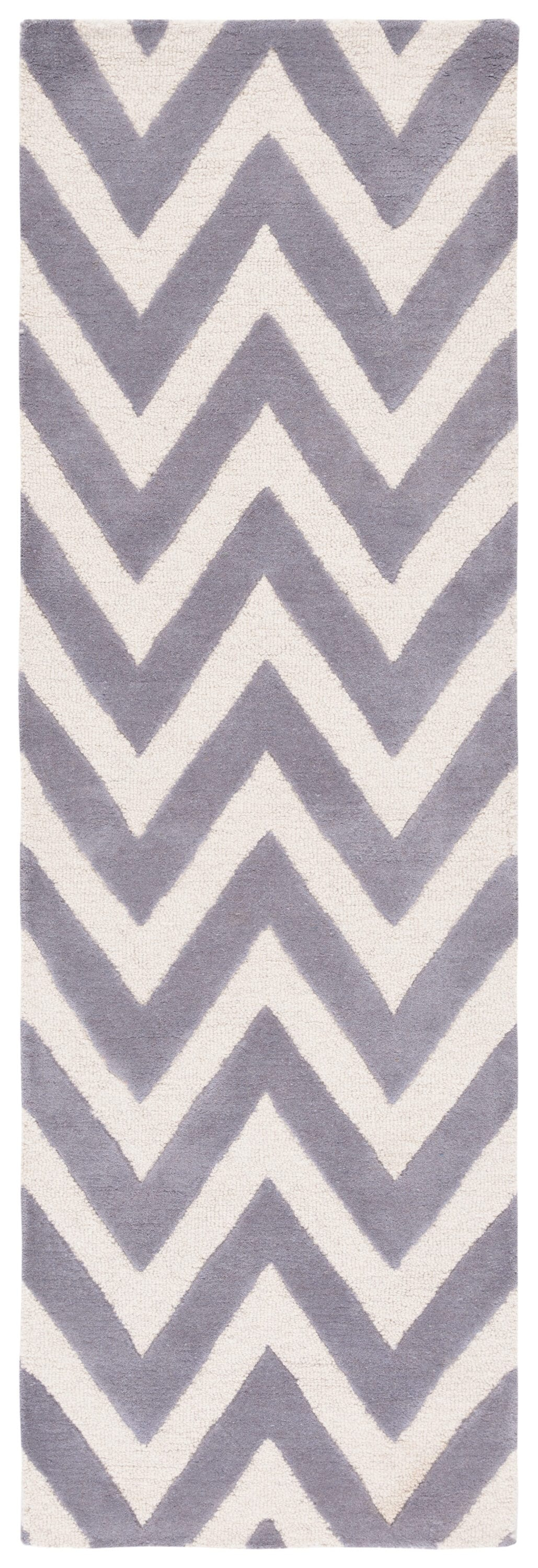 SAFAVIEH Cambridge Kaitlyn Zig Zag Stripes Wool Runner Rug, Silver/Ivory, 2'6" x 10'