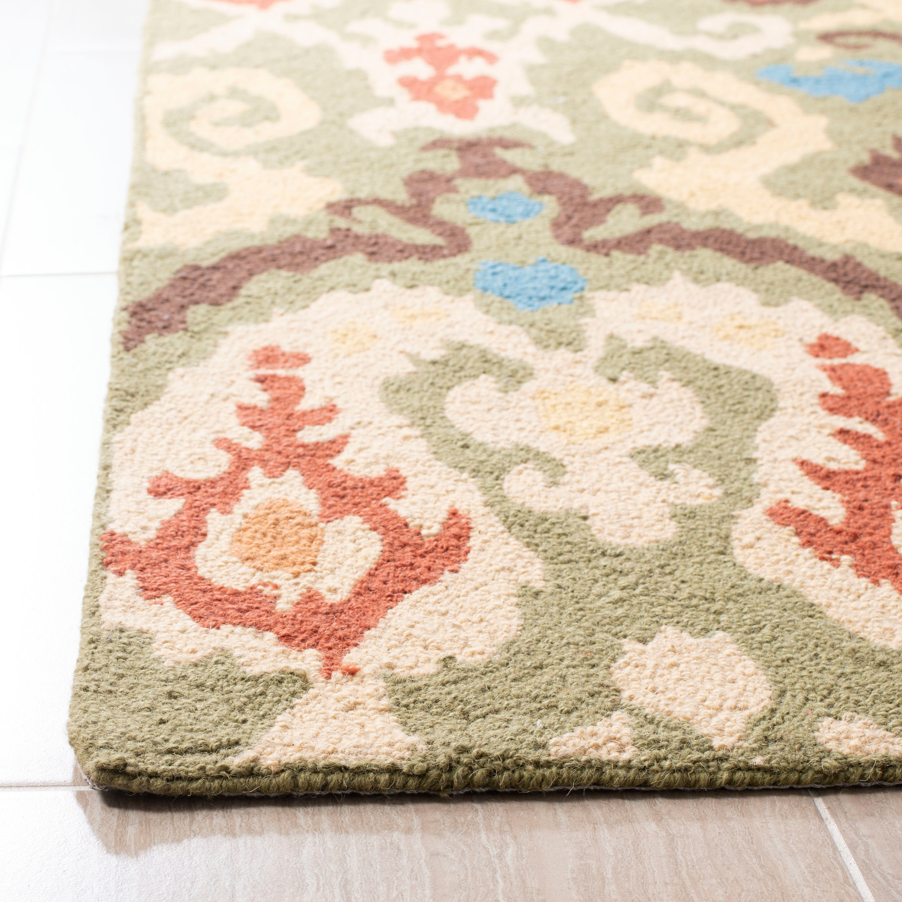 SAFAVIEH Chelsea Landen Southwestern Wool Area Rug, Green/Multi, 5'3" x 8'3"