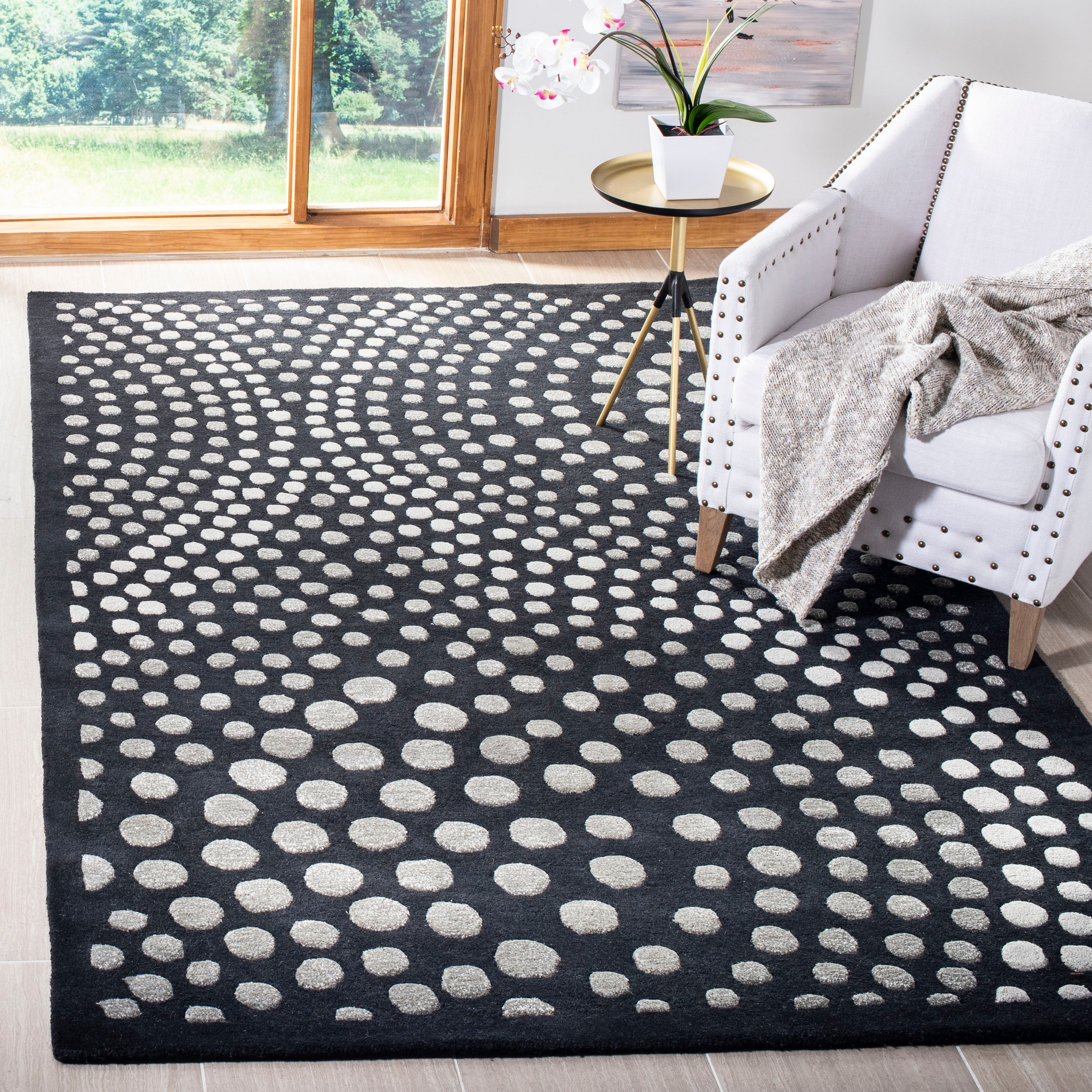 SAFAVIEH Soho Andrew Polka Dots Wool Area Rug, Dark Grey, 2' x 3'