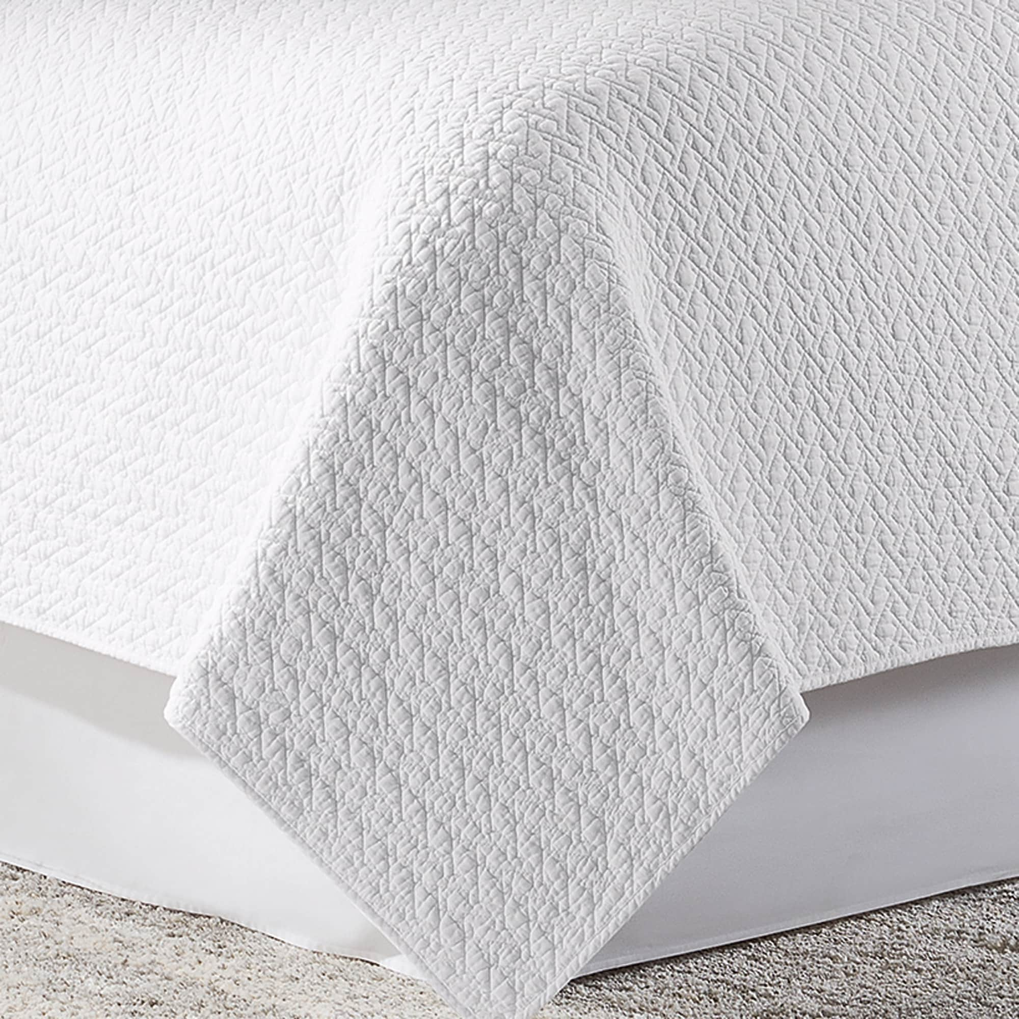 Estate Collection Modern & Contemporary Cotton Quilt Set