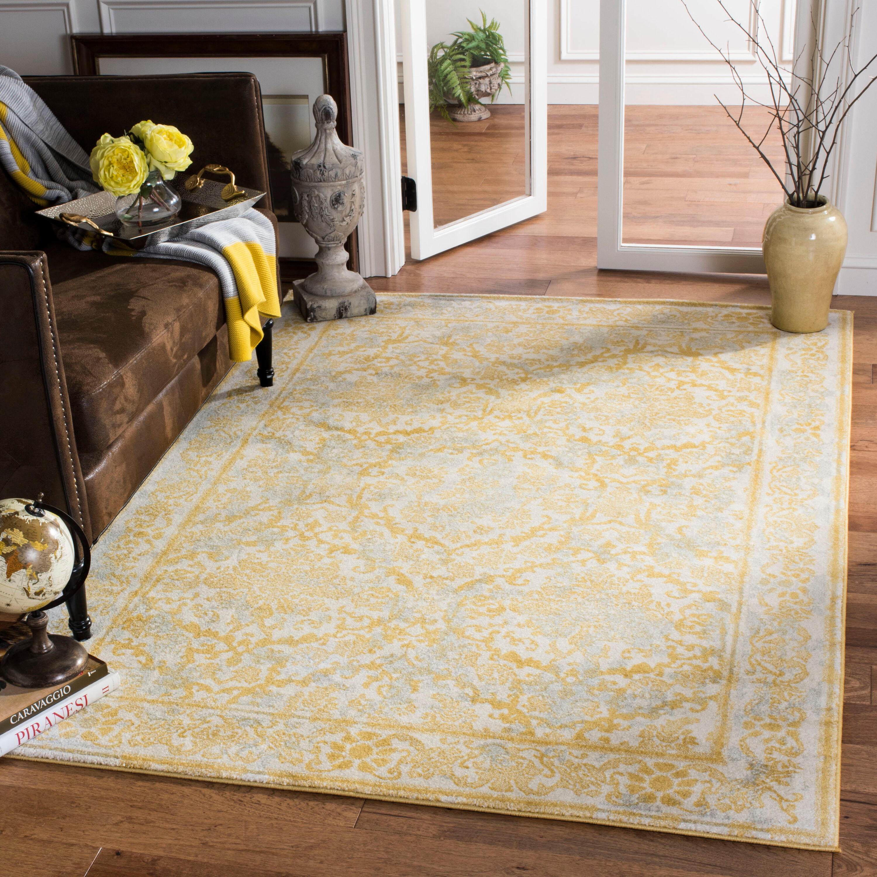 SAFAVIEH Evoke Lorna Traditional Bordered Area Rug, Ivory/Gold, 10' x 14'