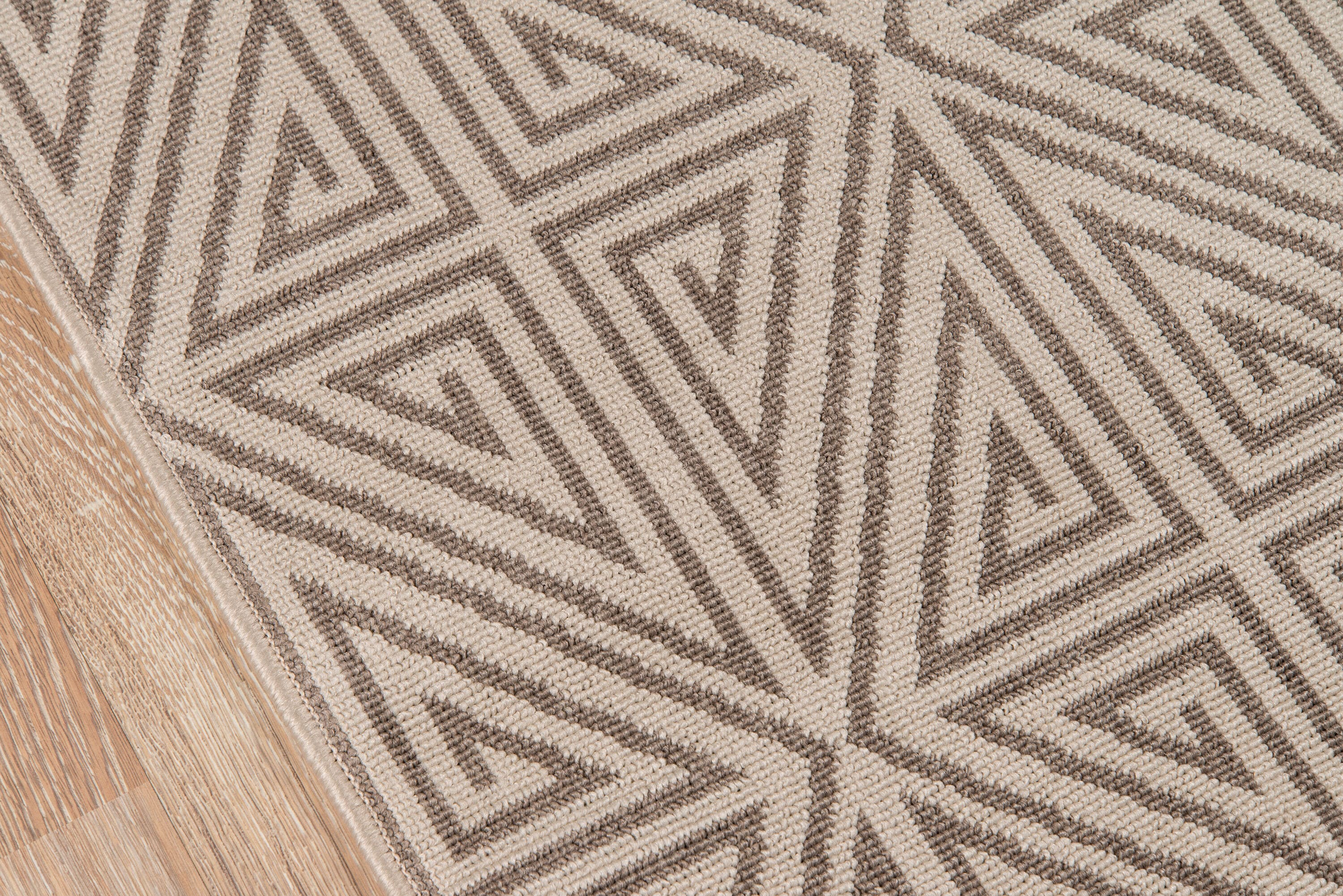 Momeni  Baja Diamonds Indoor Outdoor Rug Taupe 5'3" x 7'6" 5' x 8' Outdoor, Indoor Entryway, Patio Beige