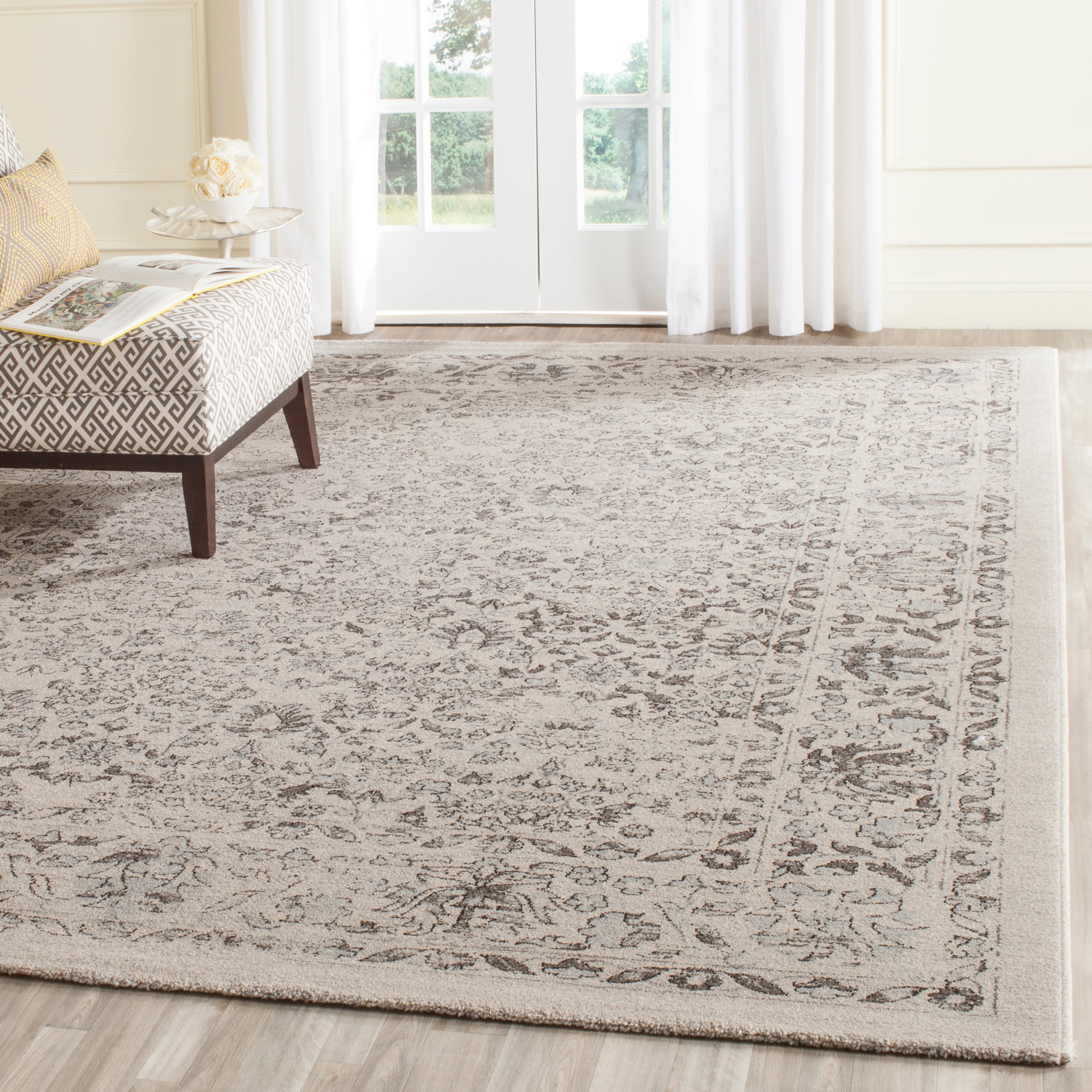Safavieh  Carmel Vennie Vintage Boho Distressed Oriental Rug 4' x 6' 4' x 6' Indoor Living Room,Bedroom Rectangle