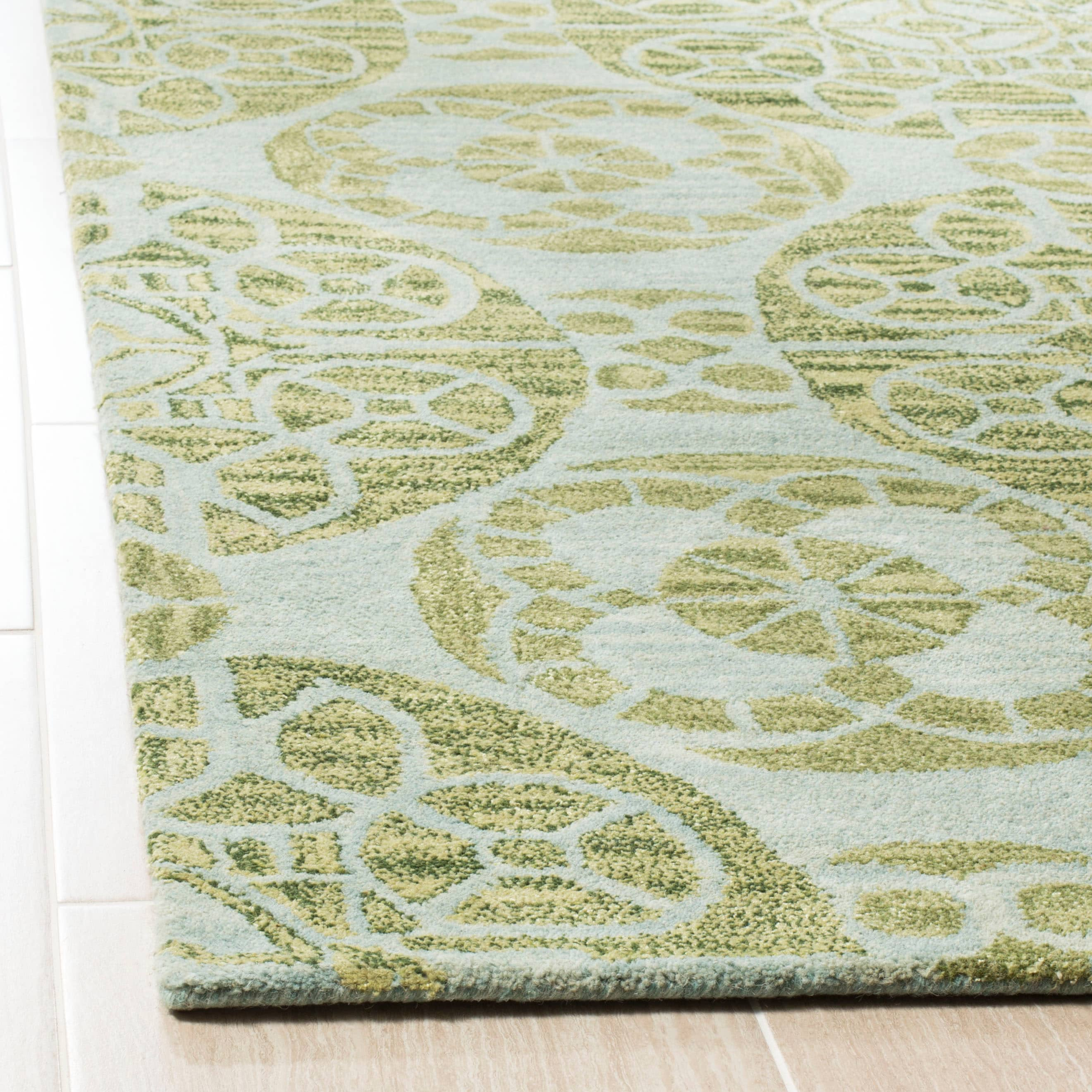 SAFAVIEH Wyndham Louise Medallion Wool Area Rug, Turquoise/Green, 10' x 14'