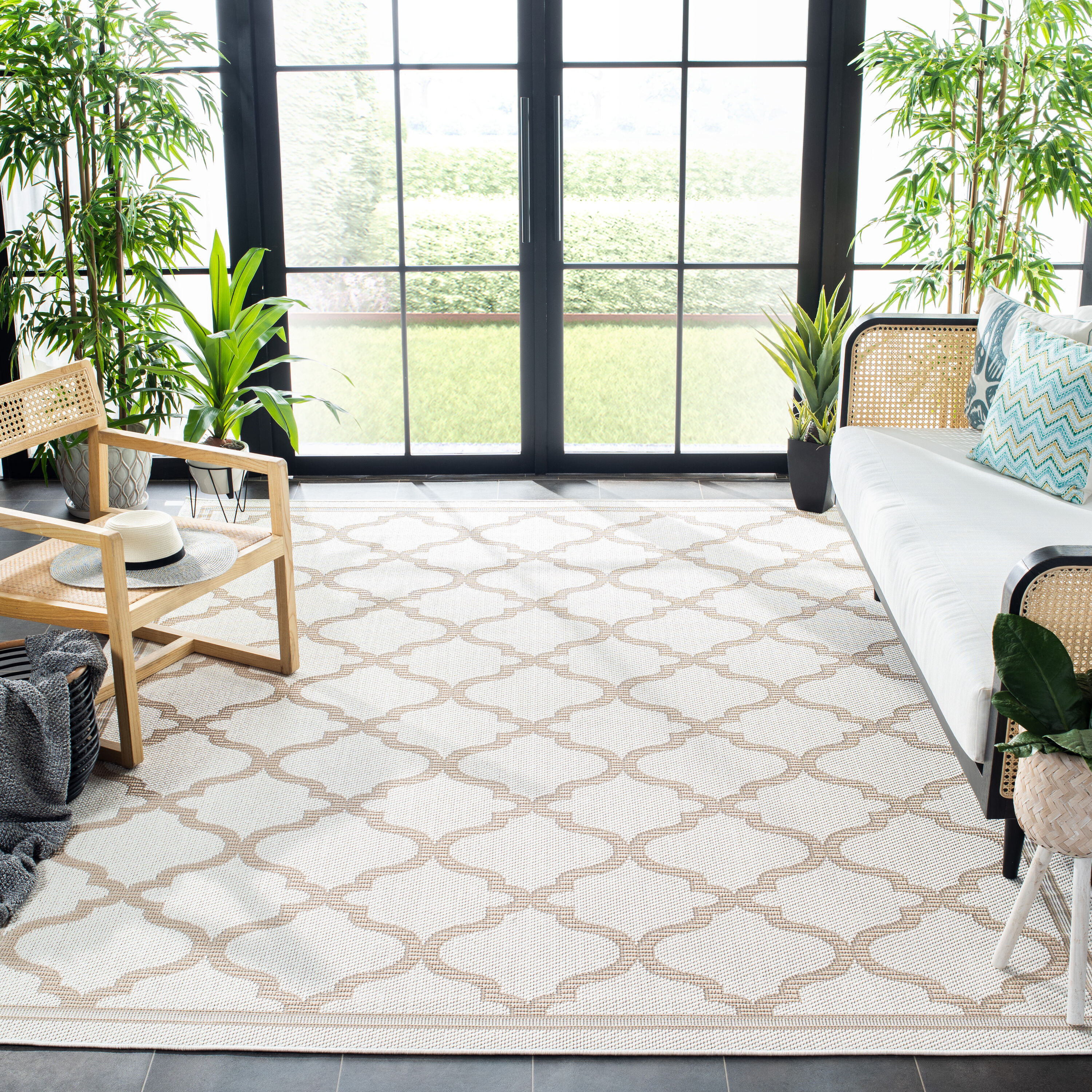 SAFAVIEH Bermuda Tamaya Geometric Machine Washable Indoor/Outdoor Area Rug, Ivory/Beige, 8' x 8' Square