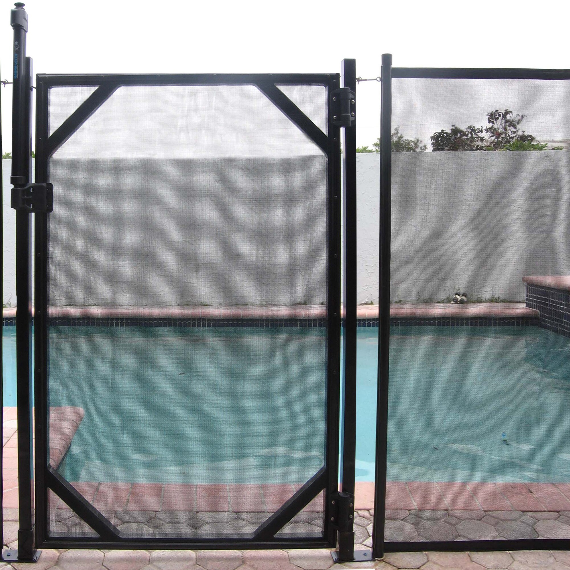 WaterWarden 5' x 30" Pool Safety Gate, Self-Closing, UL Certified to ASTM F2286 Safety Standard, Black