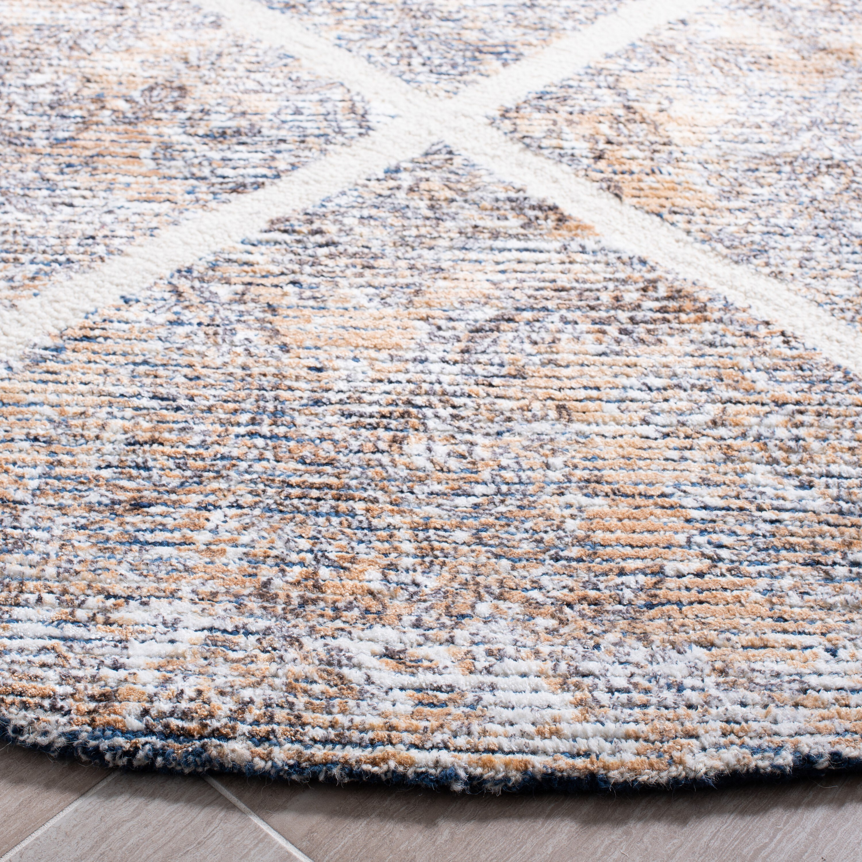 SAFAVIEH Artistry Linda Trellis Area Rug, Ivory/Gold, 7' x 7' Round
