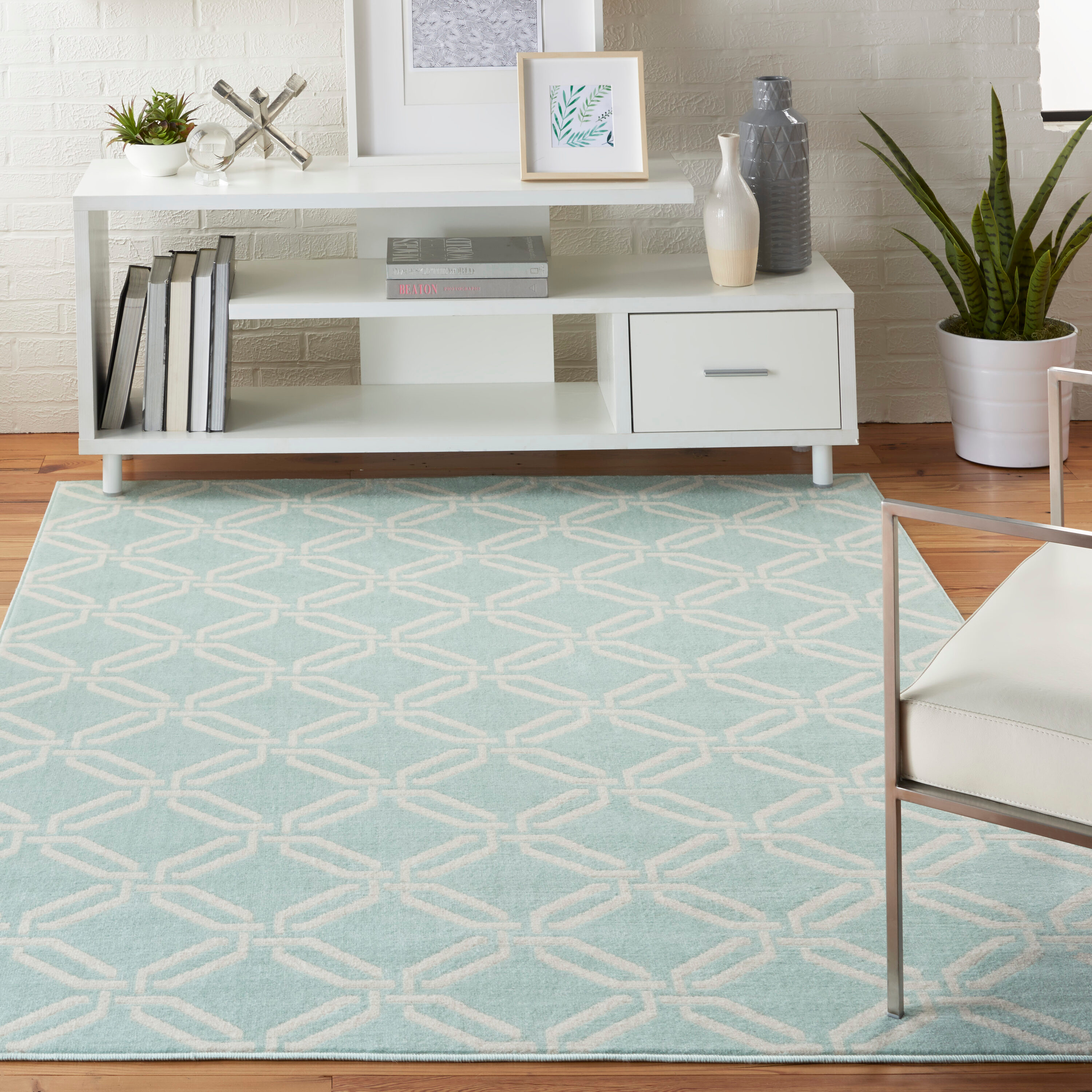 Nourison Jubilant Trellis Green 4' x 6' Area Rug, (4x6)