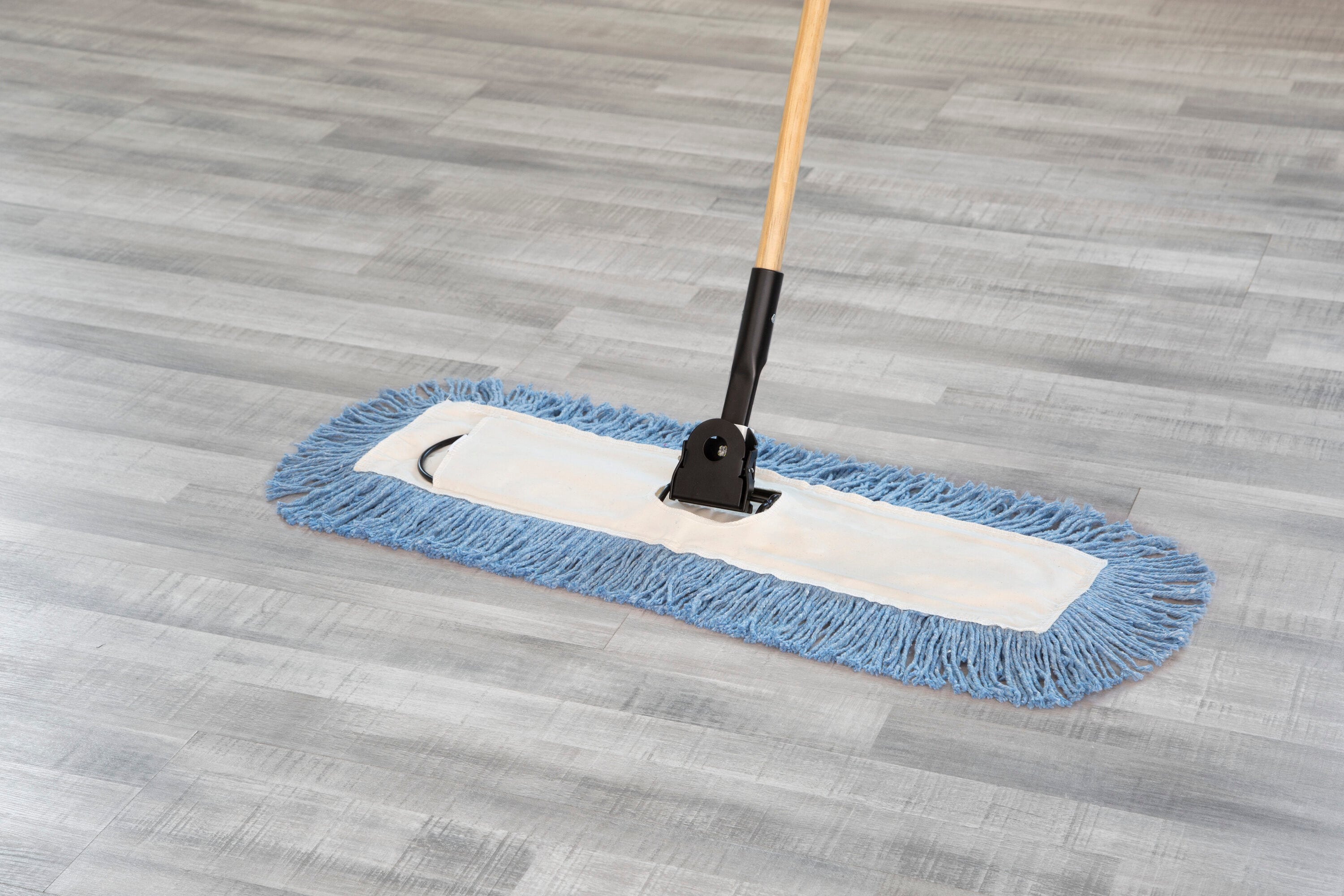 Rubbermaid Commercial Products Cotton Dust Mop, Heavy Duty Mopping for Floor/Home/Industrial/Commercial Cleaning