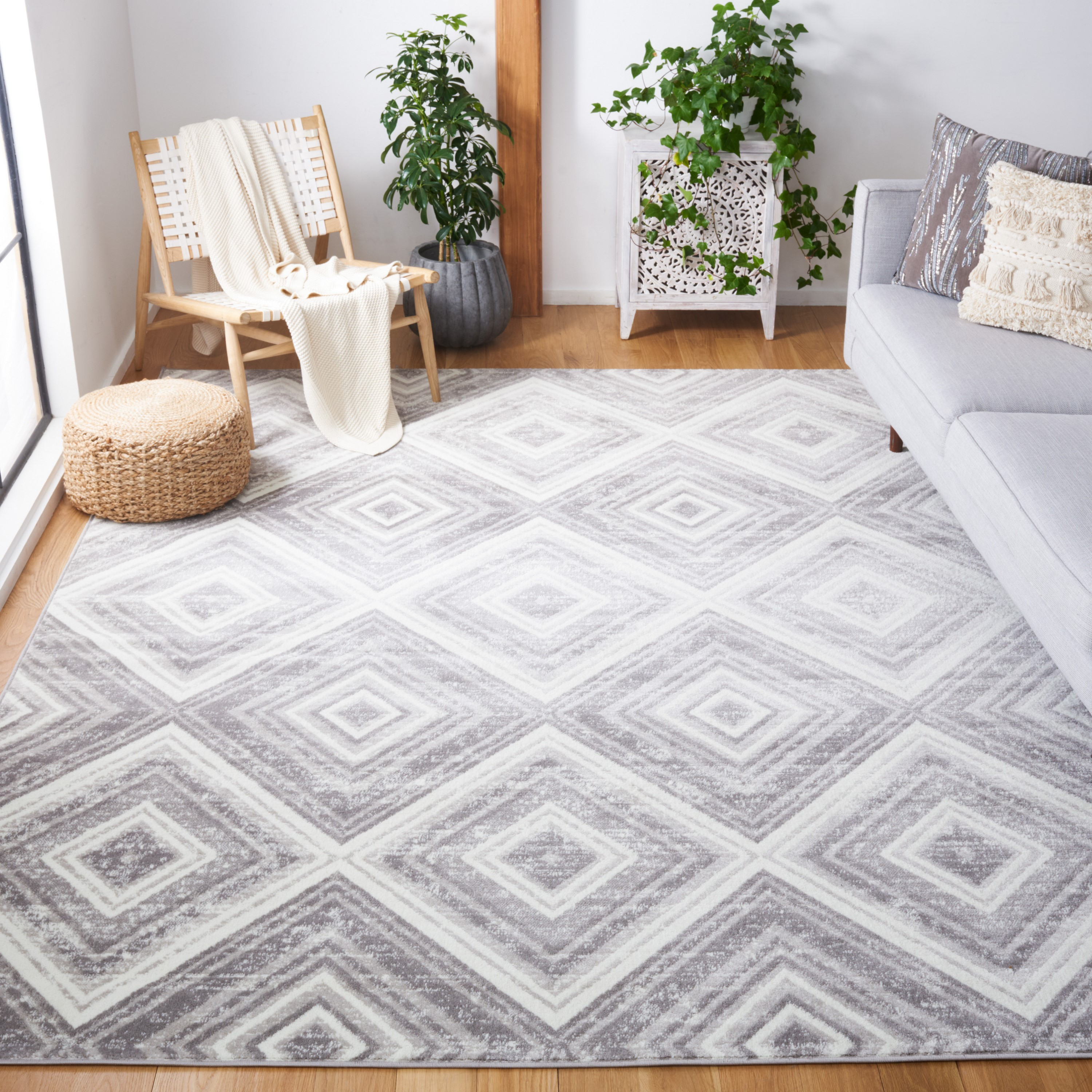 Safavieh Skyler Cuthbert Geometric Area Rug Or Runner