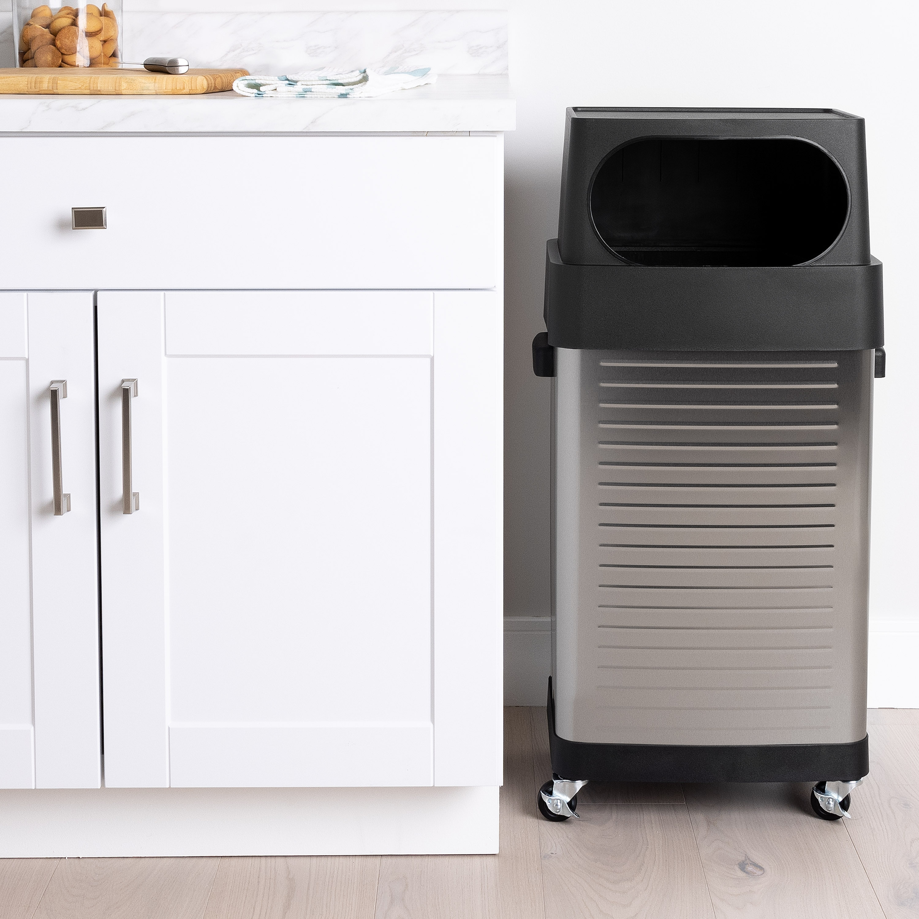 Seville Classics UltraHD 17-Gal. Commercial Stainless Steel Trash Bin