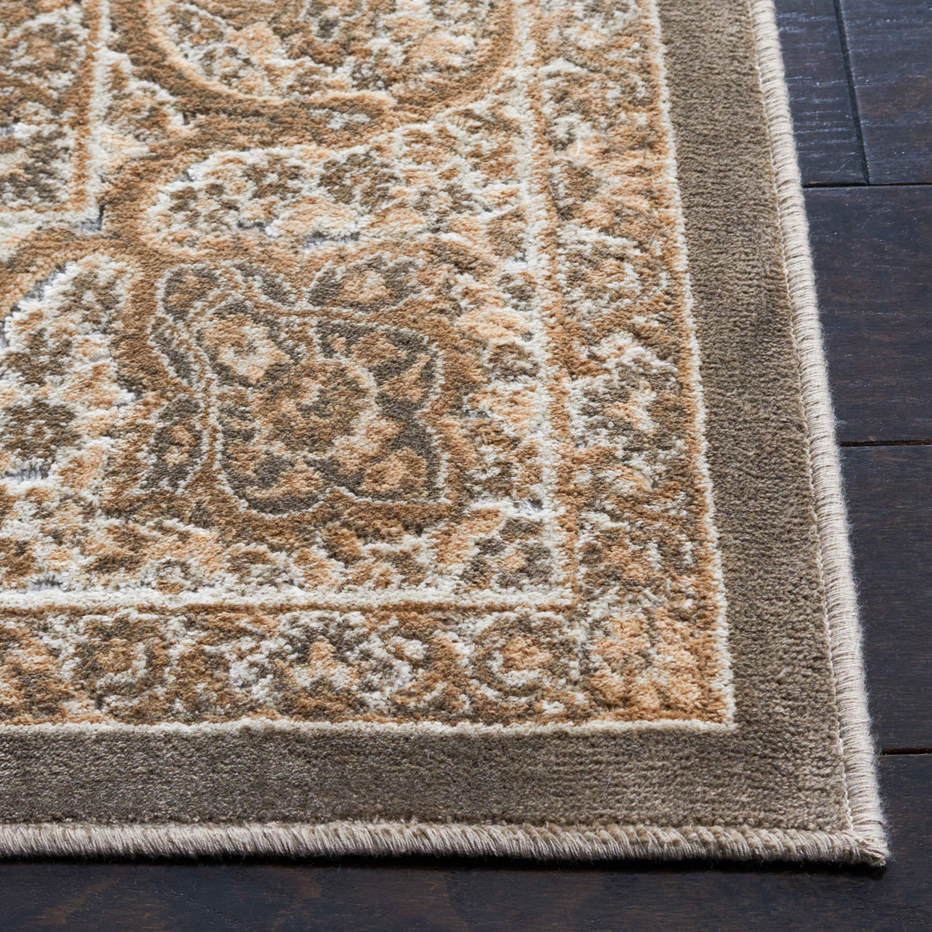 SAFAVIEH Paradise Alton Traditional Floral Area Rug, Mouse/Silver, 4' x 5'7"