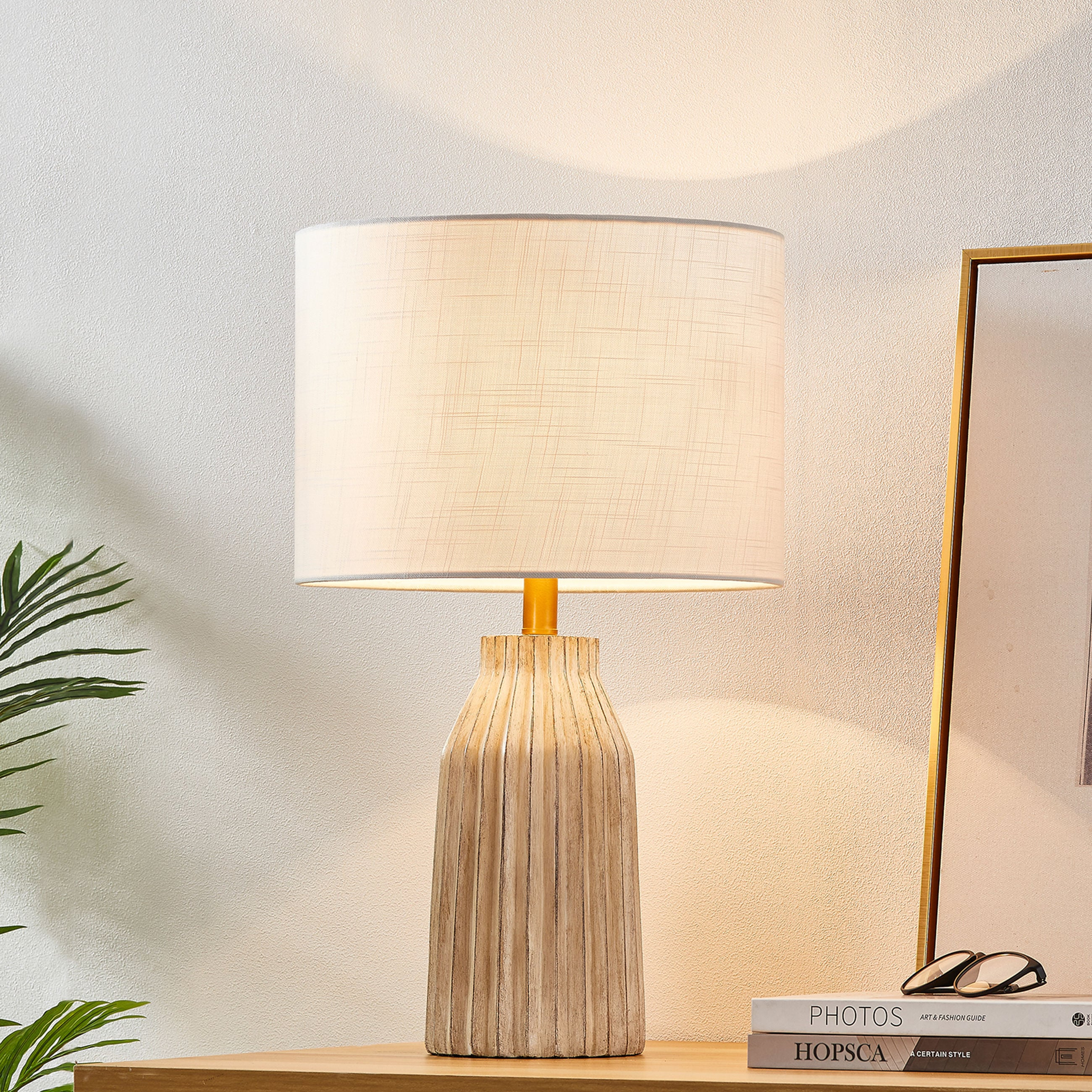 KAWOTI 24" Farmhouse Resin Table Lamp, Weathered White Table Lamp with Bamboo Pattern Shade for Bedroom