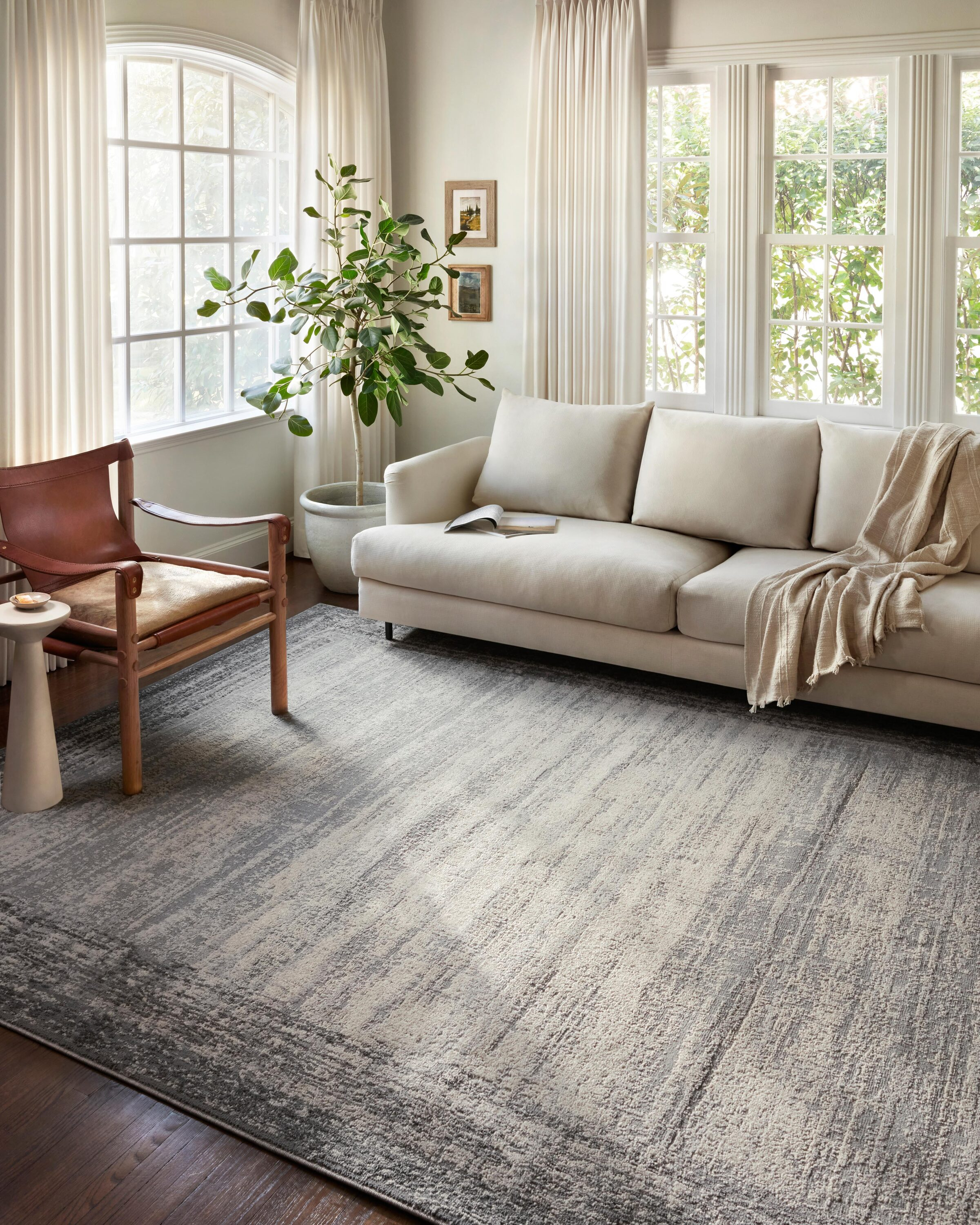AUS-02 Pebble, Charcoal 11-2" x 15 Size Rug