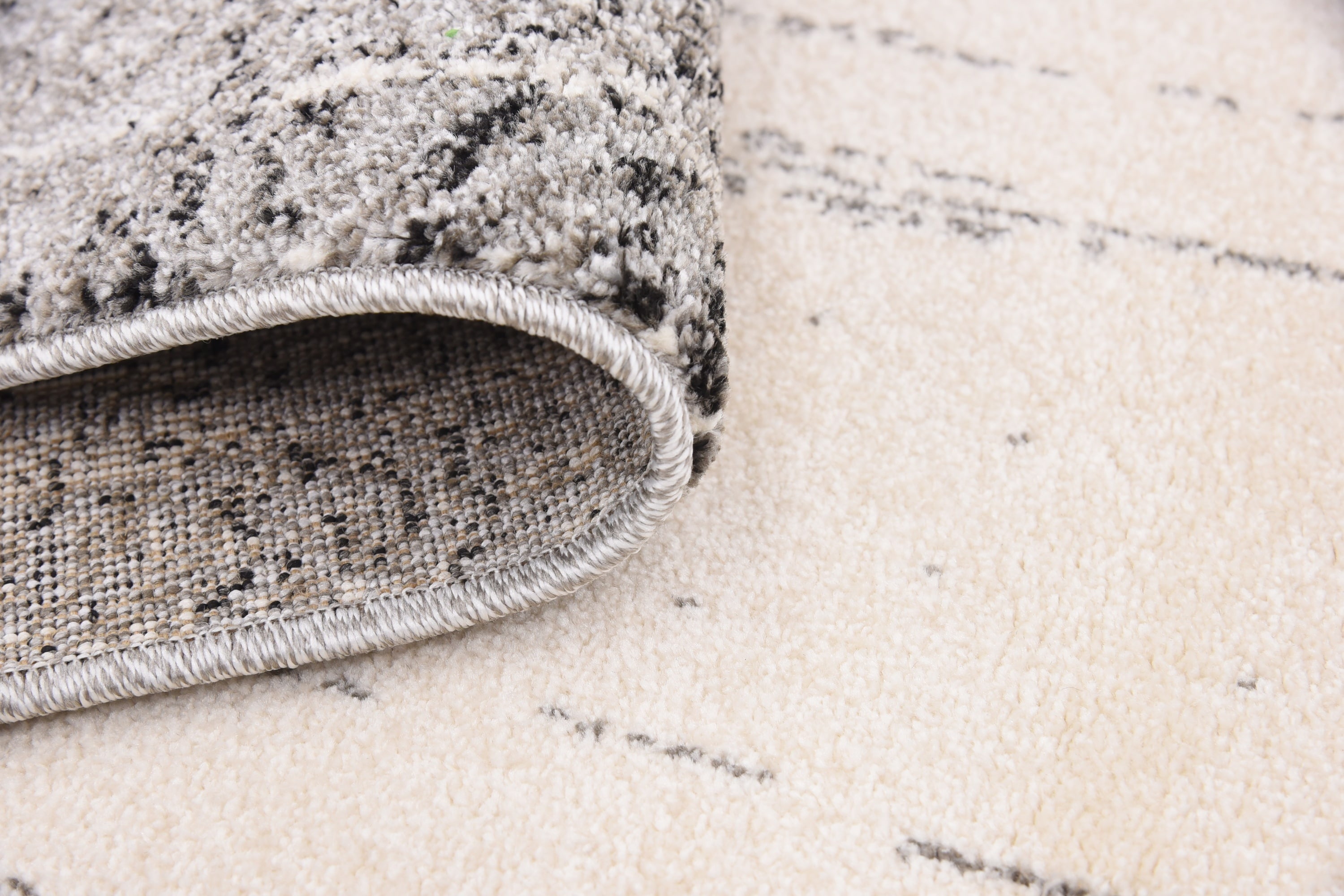 Unique Loom Del Mar Collection Area Rug - Jennifer (6' 1" Square Gray/Black)