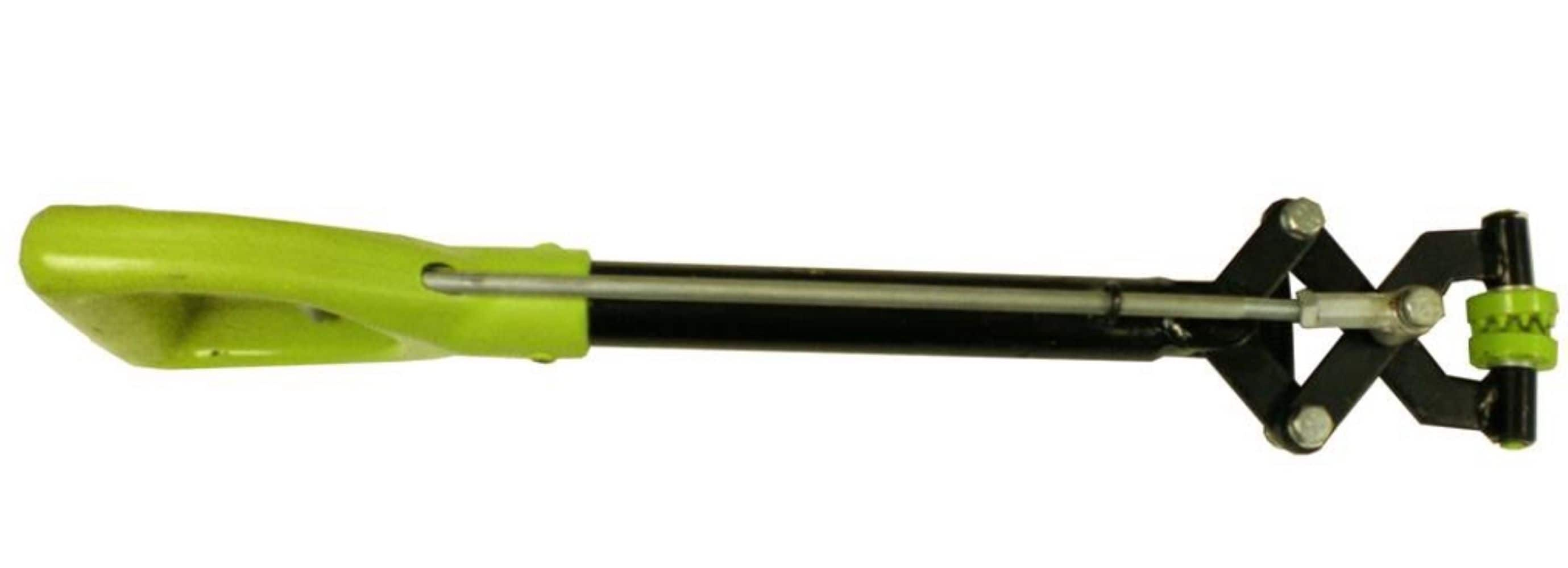 Green and Black Steel Adjustable Handle Tiller