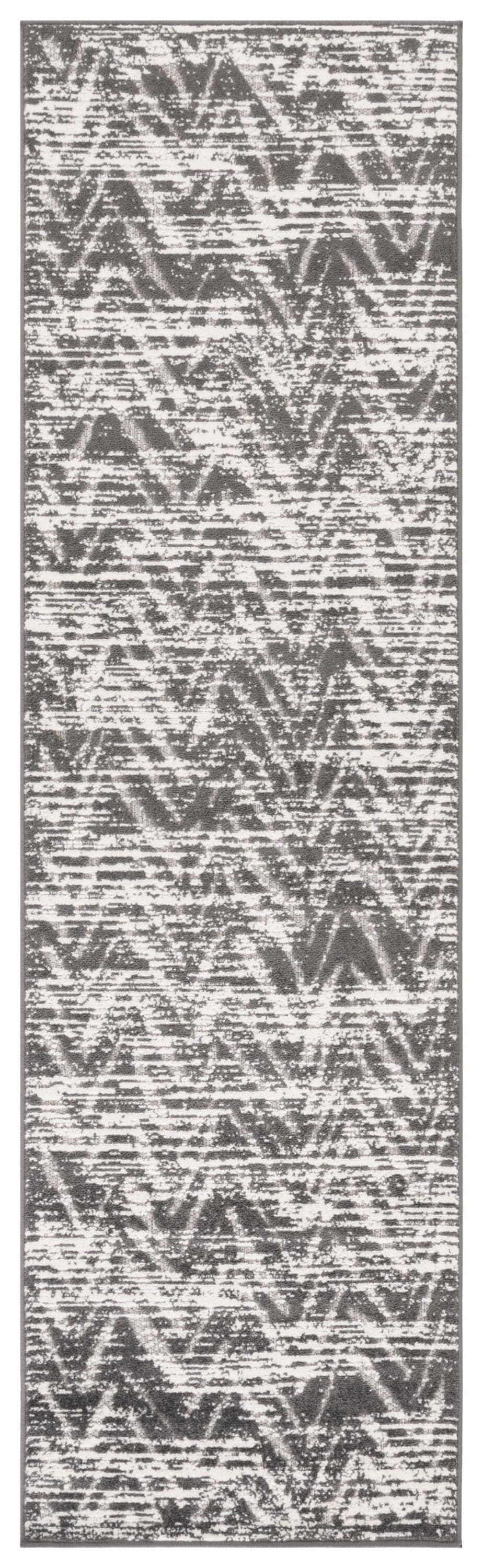 SAFAVIEH Cottage Ronni Chevron Indoor/Outdoor Runner Rug, Grey, 2'3" x 8'