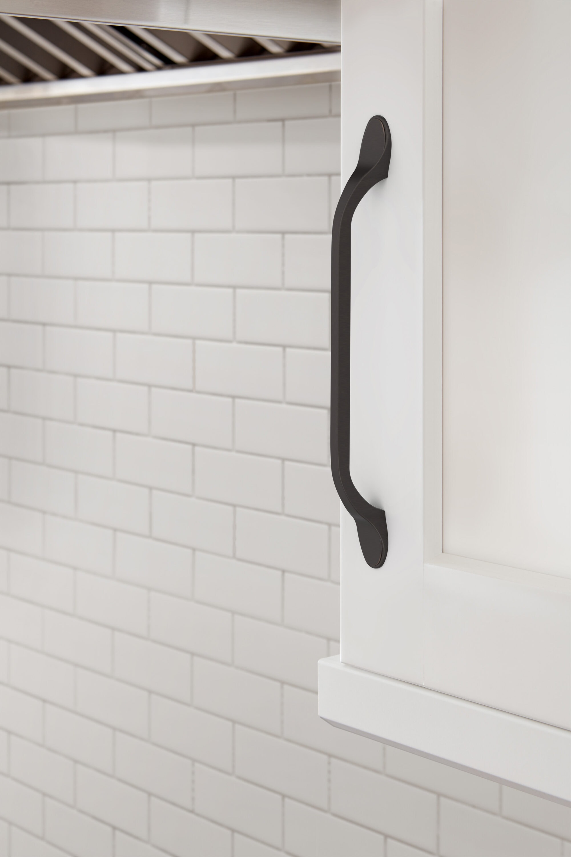 Ravino 6-5/16 in. (160mm) Classic Oil-Rubbed Bronze Arch Cabinet Pull