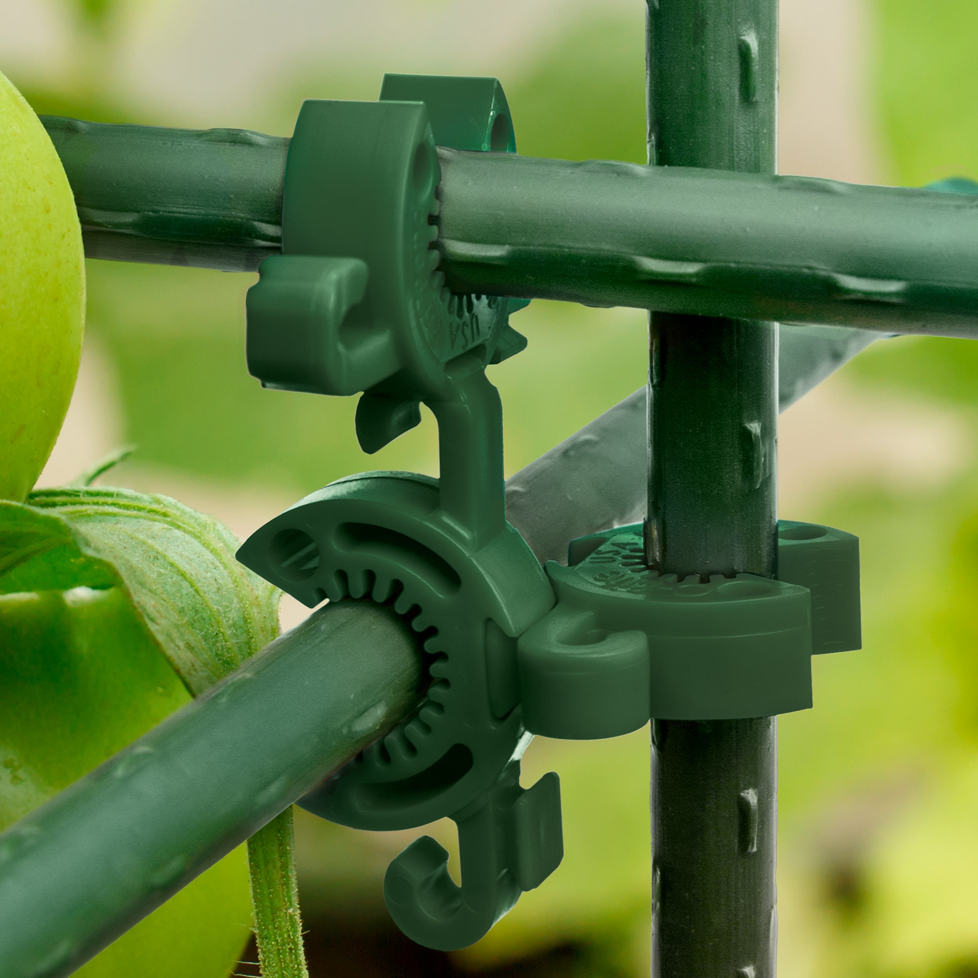 C-Bite 5-Foot Plant Support Kit | All You Need to Build A Cage, Trellis, Fence (Incognito Green)