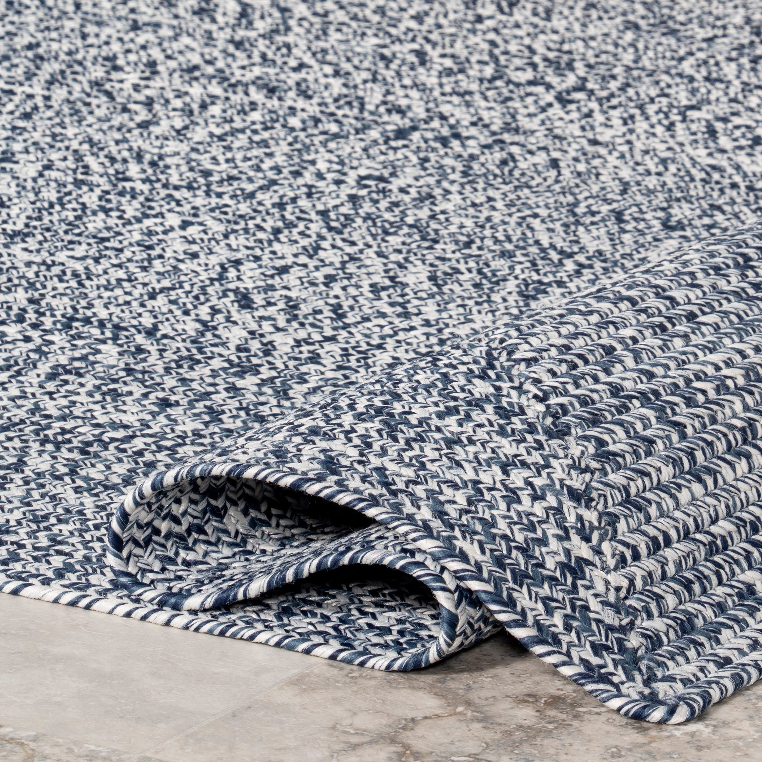 nuLOOM Wynn Braided Indoor/Outdoor Navy 3' x 5' Casual Area Rug