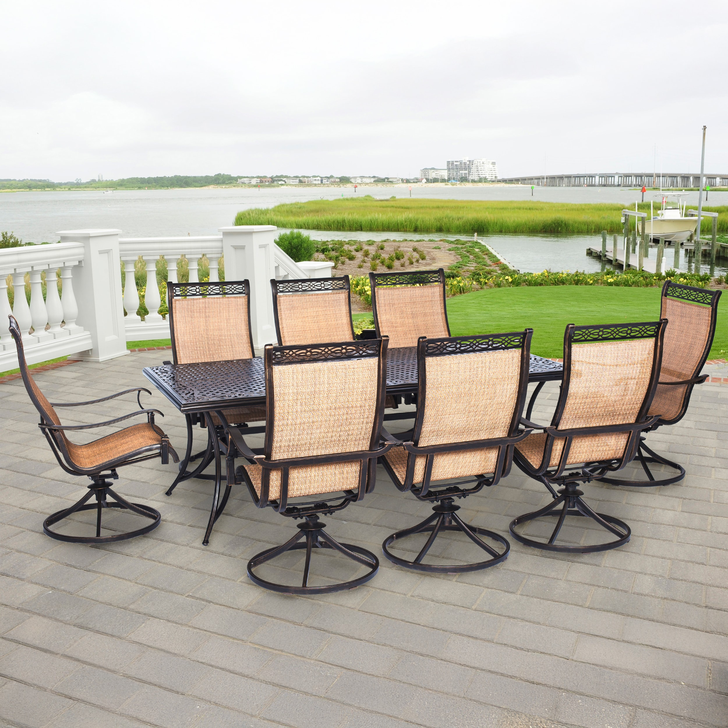 Hanover Outdoor Manor Juego de Comedor para Exterior de 9 Piezas con 8 Balancines Giratorios, Cedro/bronce