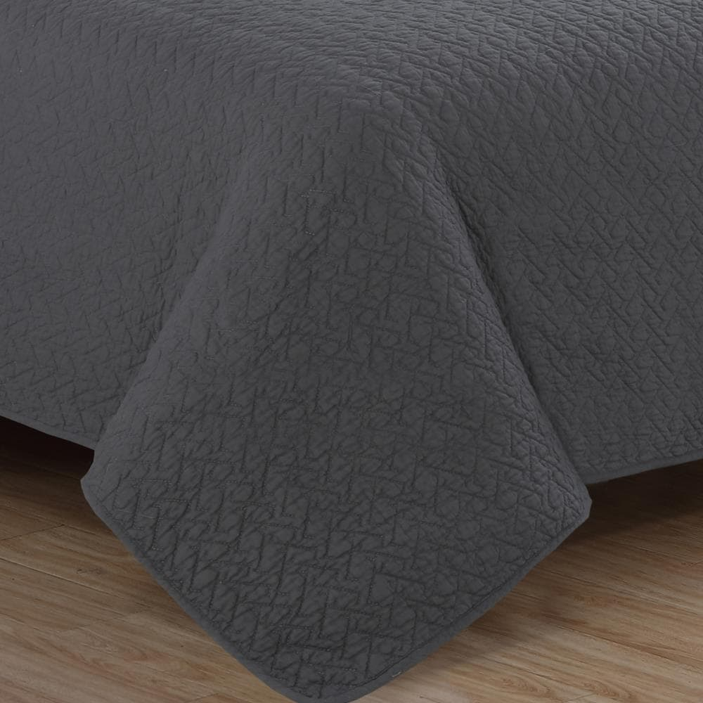 Estate Collection Modern & Contemporary Cotton Quilt Set