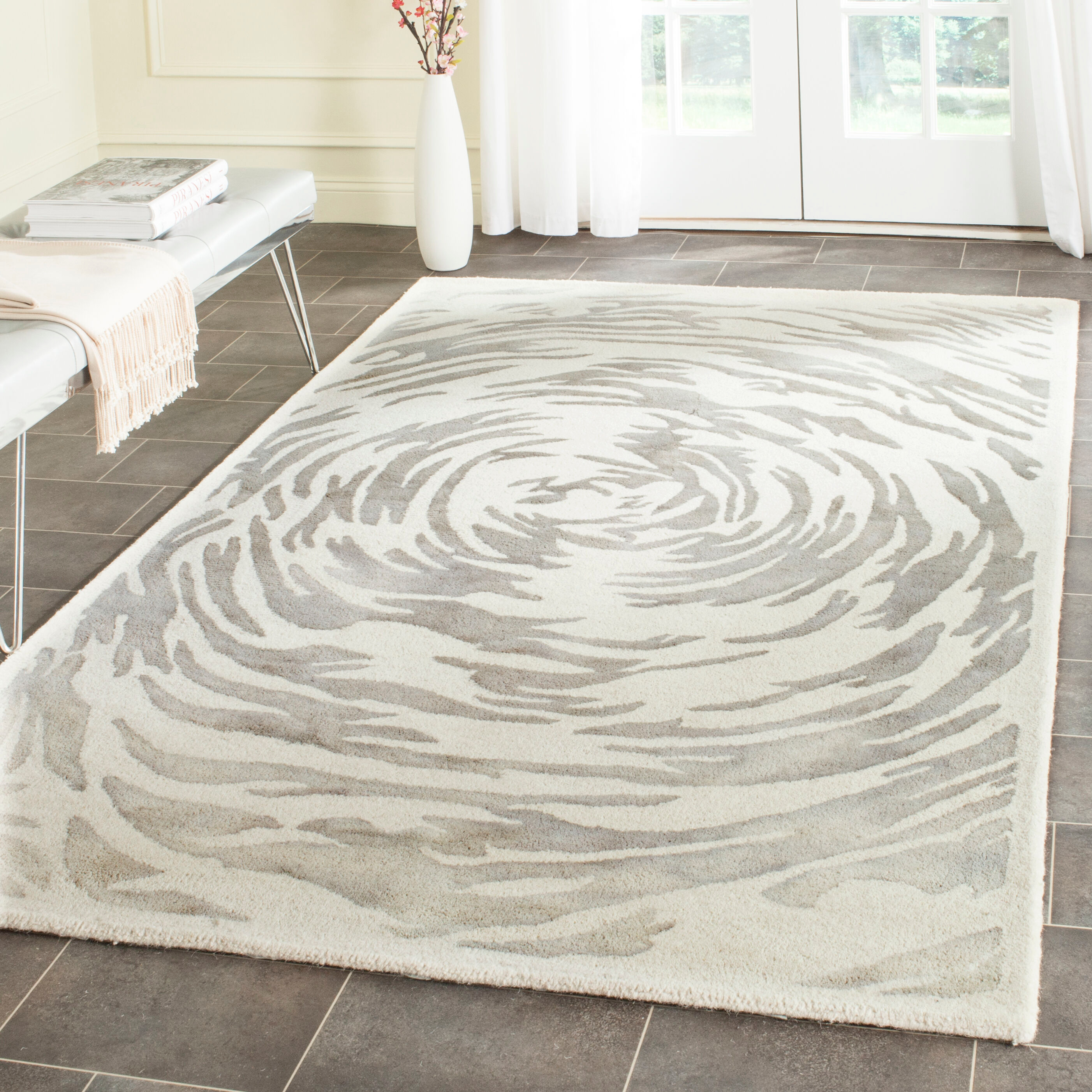 Bella BEL128 Hand Tufted Accent Rug - Ivory/Grey - 3'x5' - Safavieh.