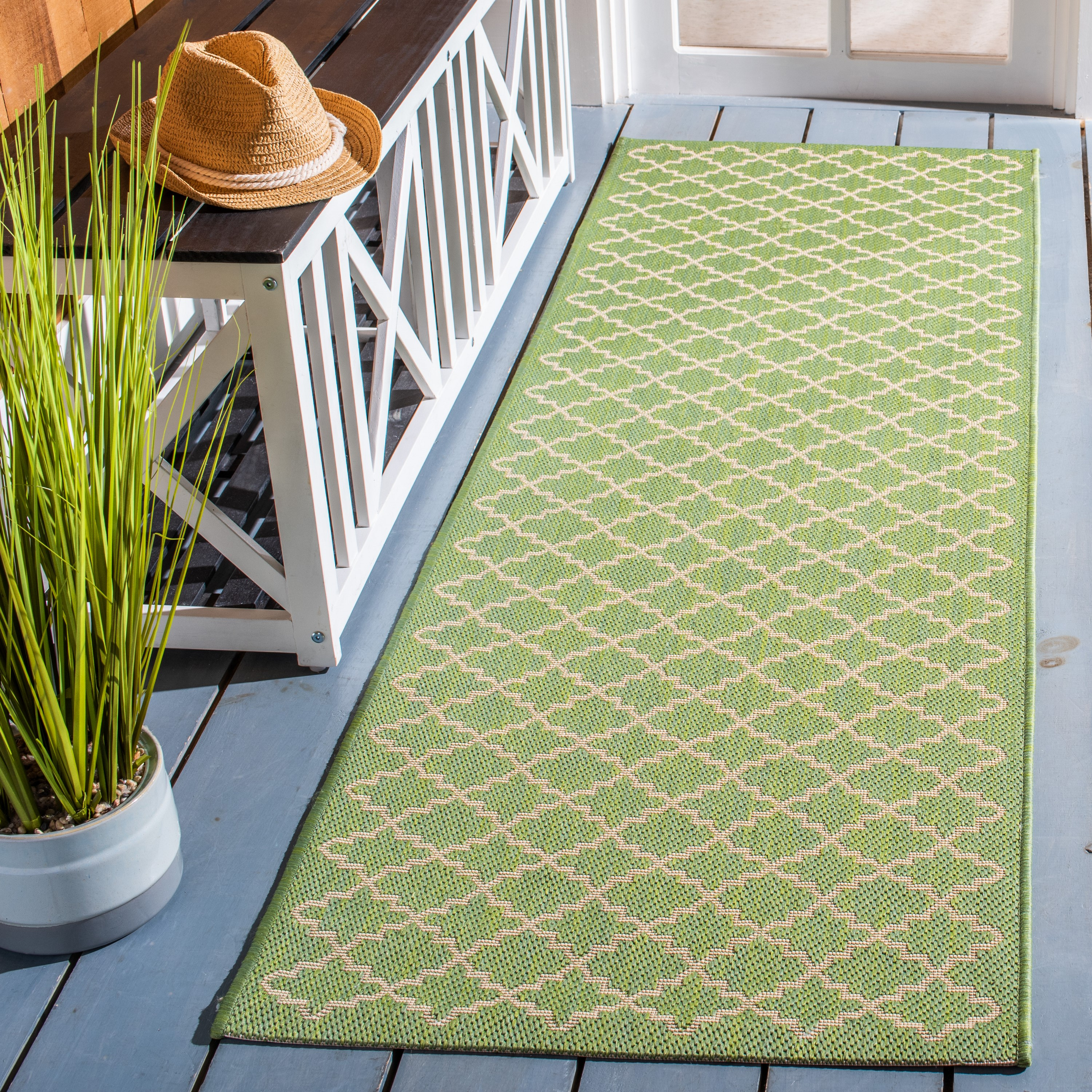 SAFAVIEH Courtyard Hilbert Trellis Indoor/Outdoor Runner Rug, 2'3" x 8', Green/Beige