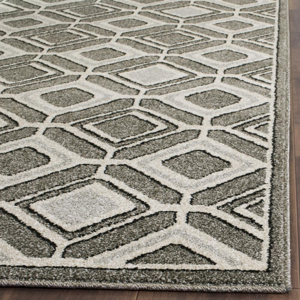 SAFAVIEH Amherst Marla Geometric Area Rug, Grey/Light Grey, 7' x 7' Square