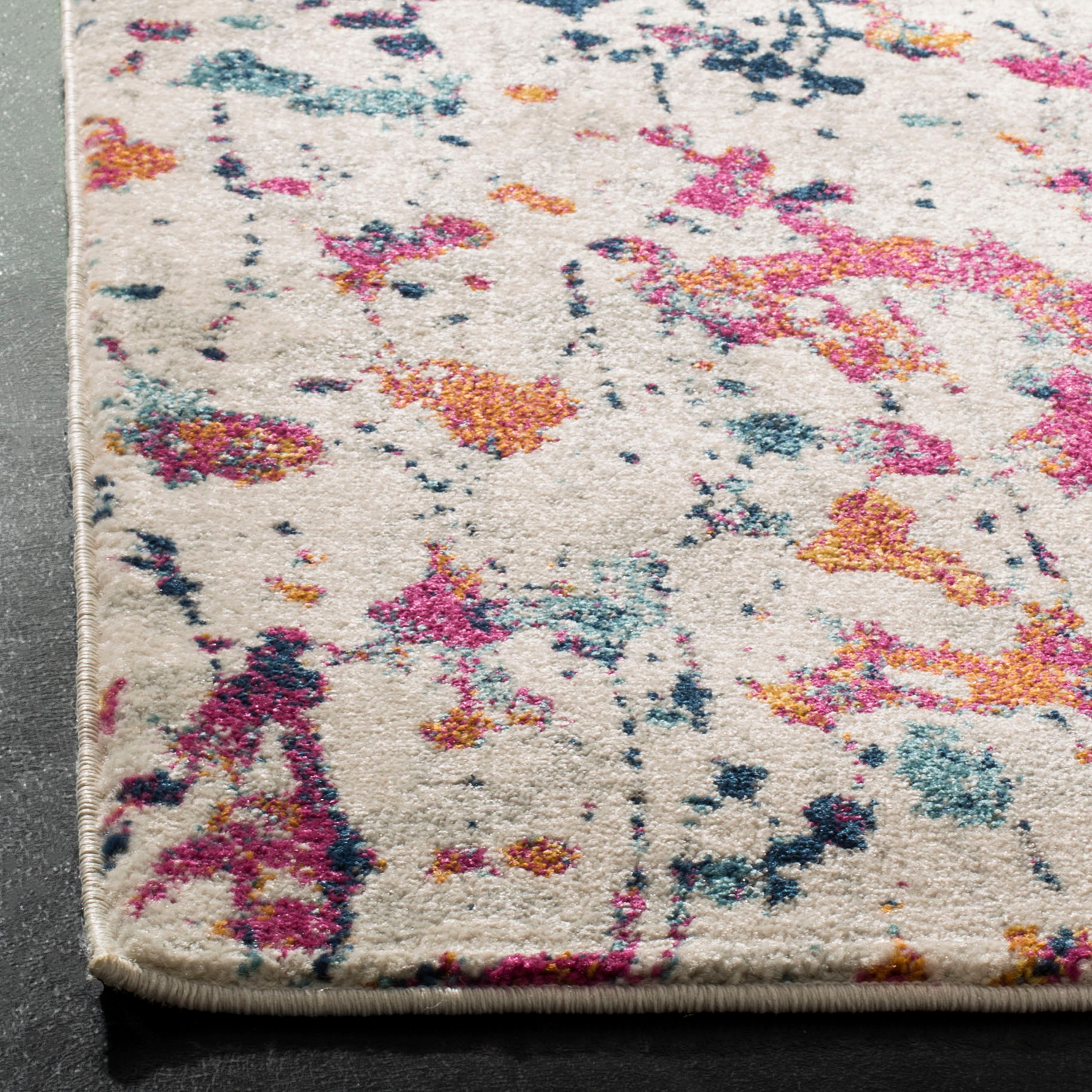 SAFAVIEH Evoke Peregrine Abstract Floral Area Rug, Ivory/Red, 4' x 6'