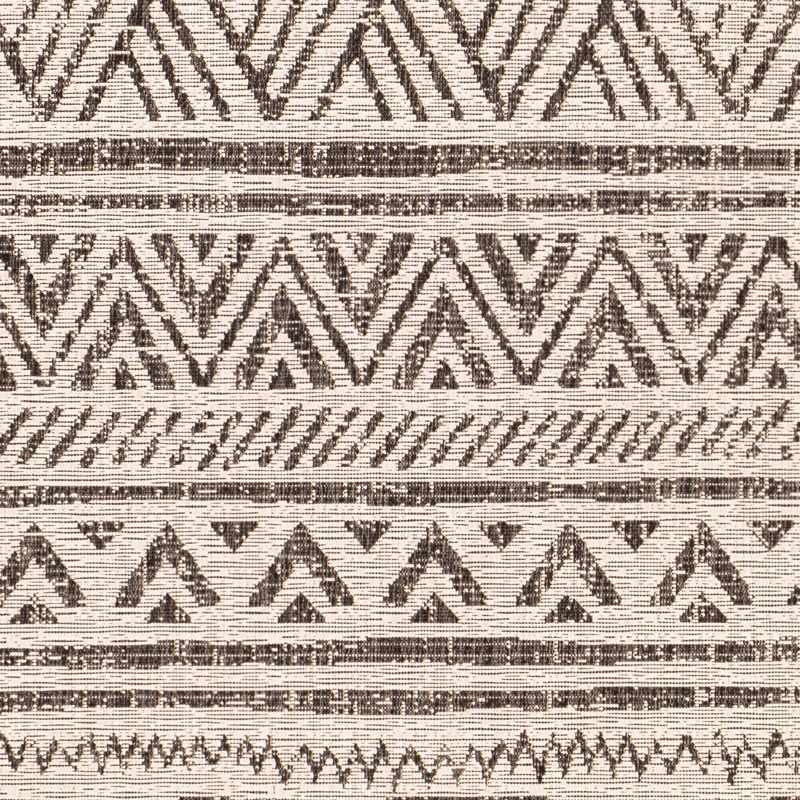 Livabliss Eagean 2 x 3 (ft) Polypropylene Black Rectangular Indoor/Outdoor Medallion Global Area rug