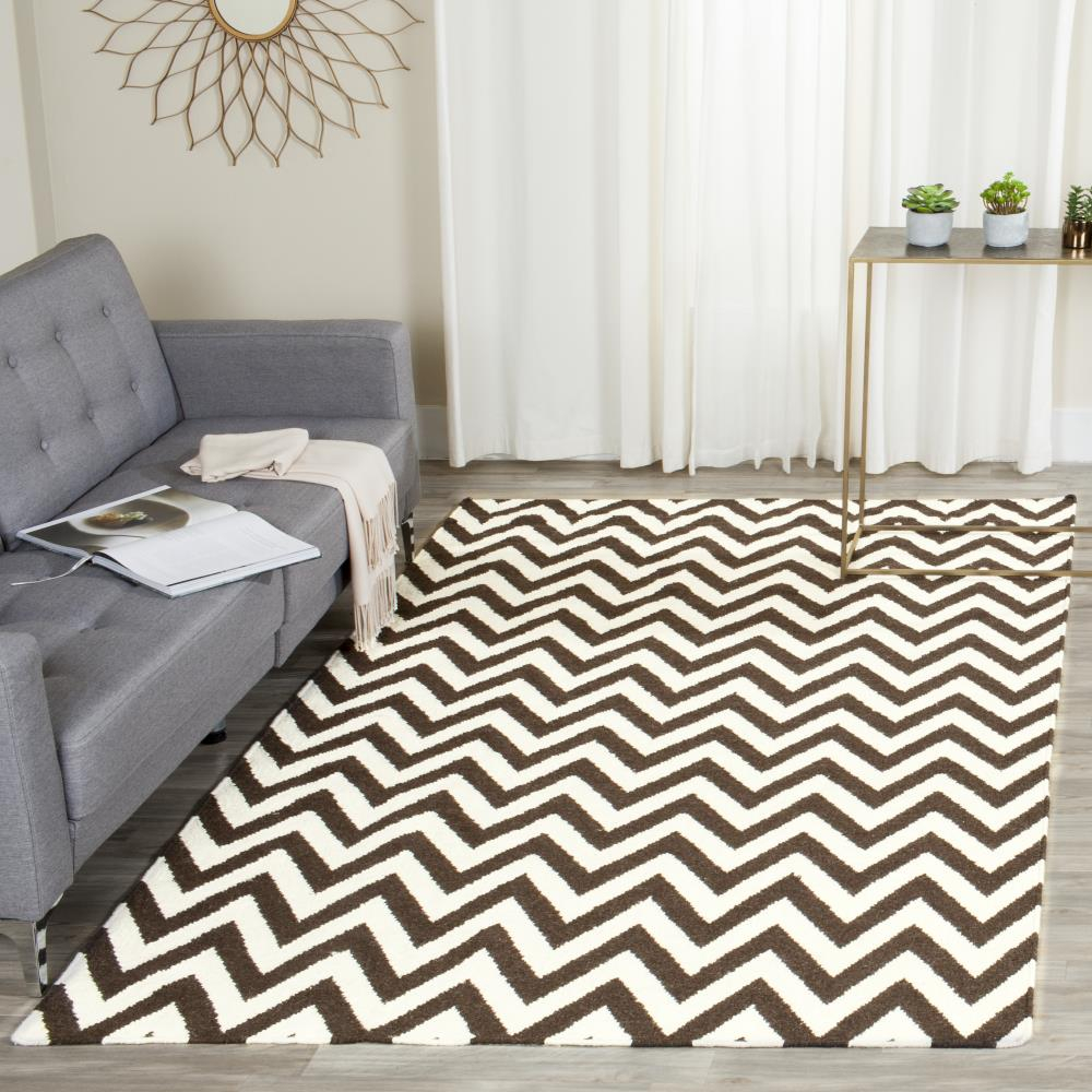 SAFAVIEH Dhurrie Bentley Chevron Zigzag Wool Area Rug, Brown/Ivory, 8' x 8' Square