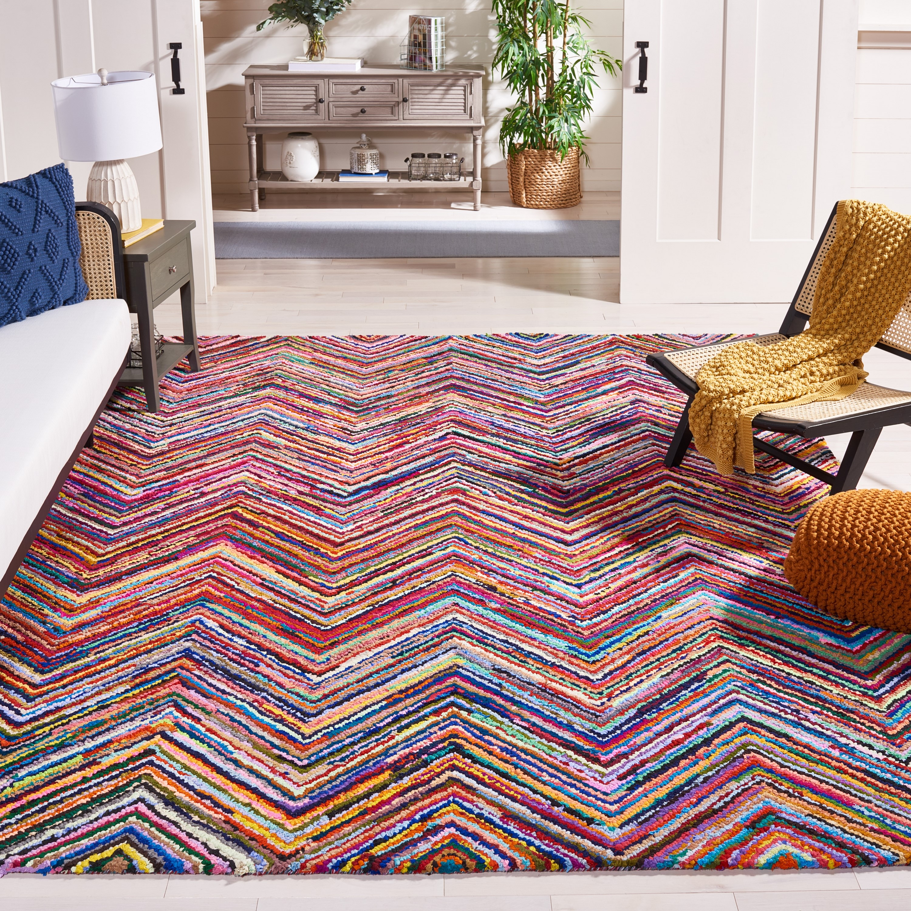 SAFAVIEH Nantucket NAN141A Handmade Pink / Multi Rug