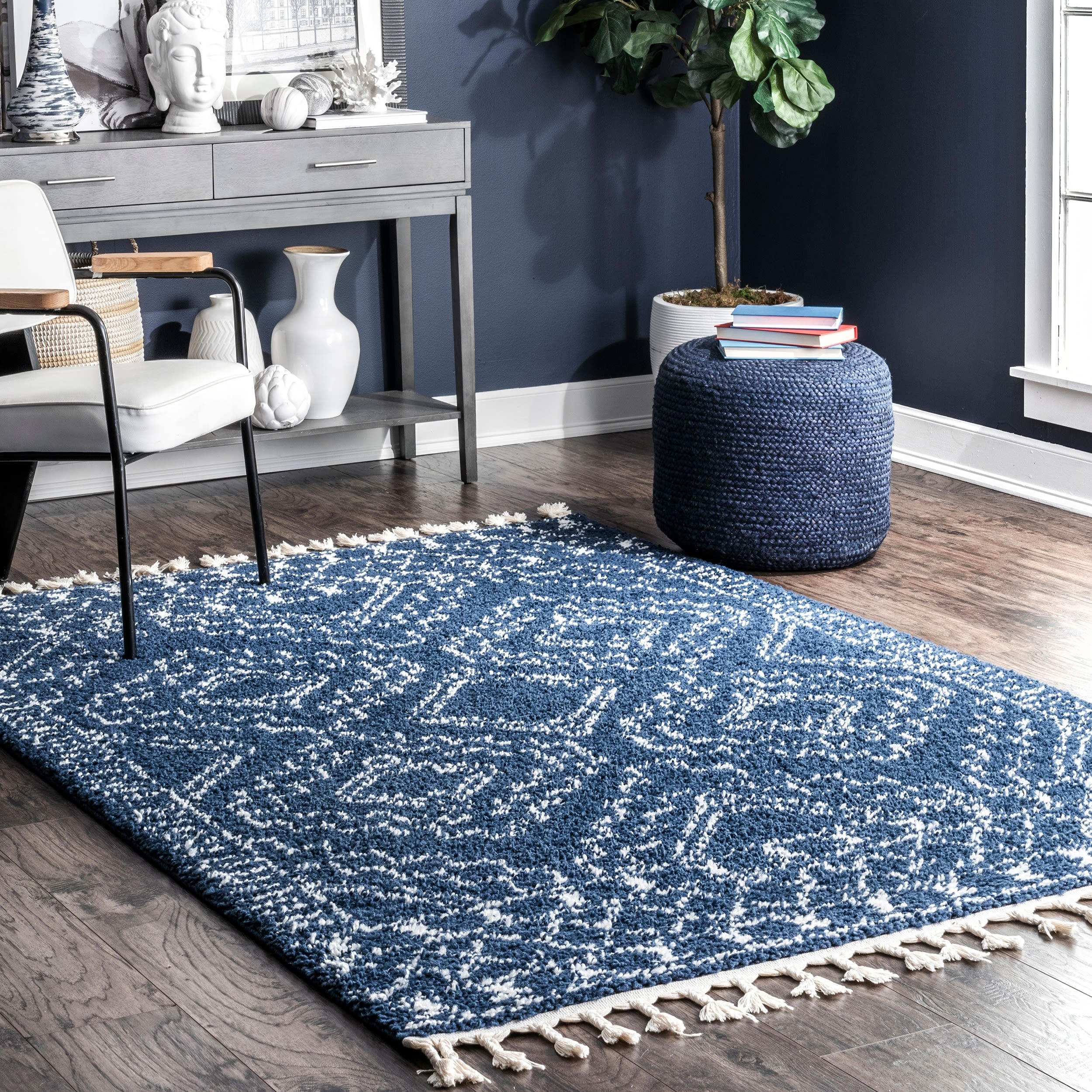 nuLOOM Vasiliki Moroccan Shag Tasseled Accent Rug, 2' x 3', Blue